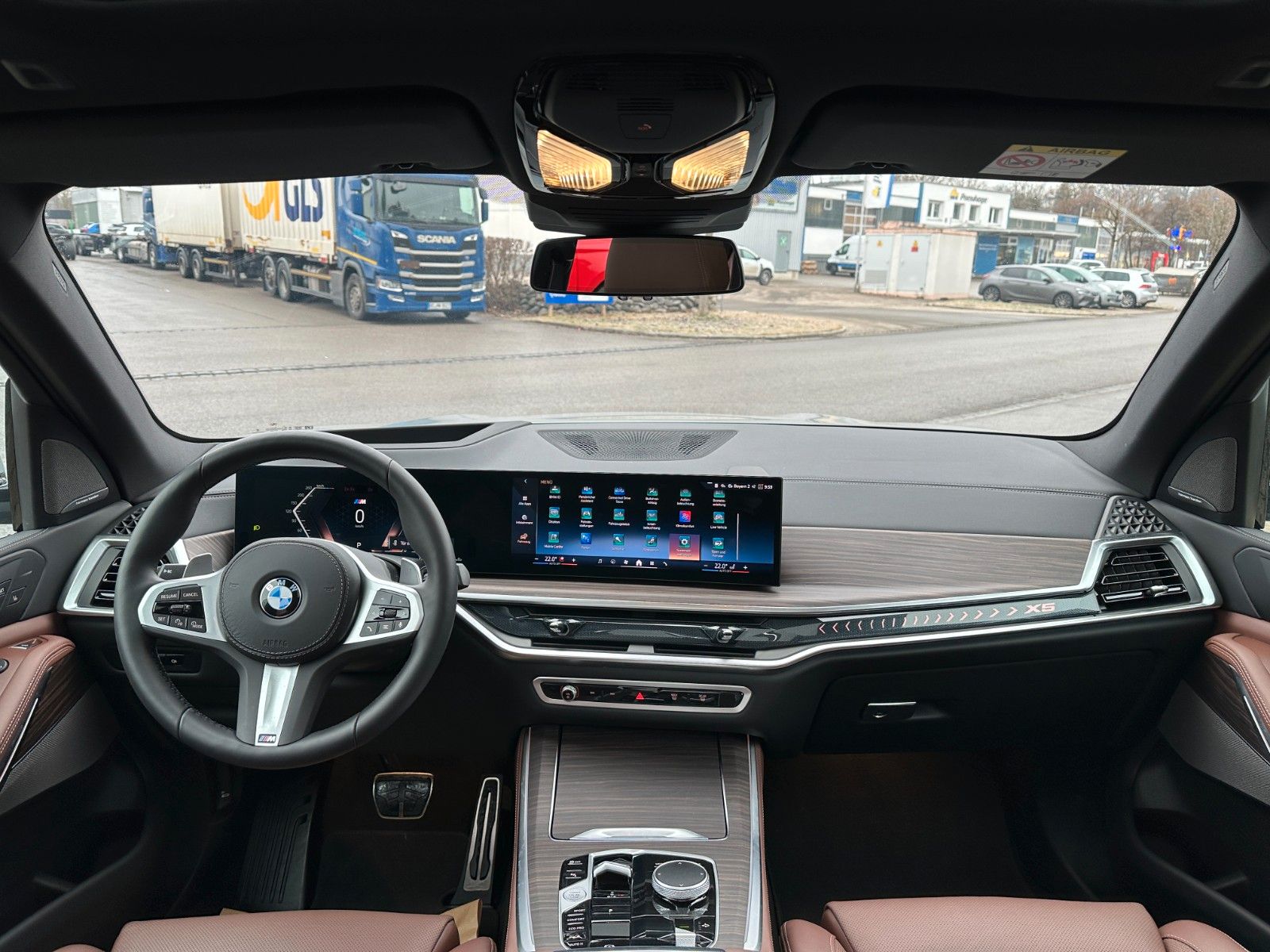 Fahrzeugabbildung BMW X5 30d xDrive ACC,HUD,PANO,HARMAN,LUFT,AHK,360,.