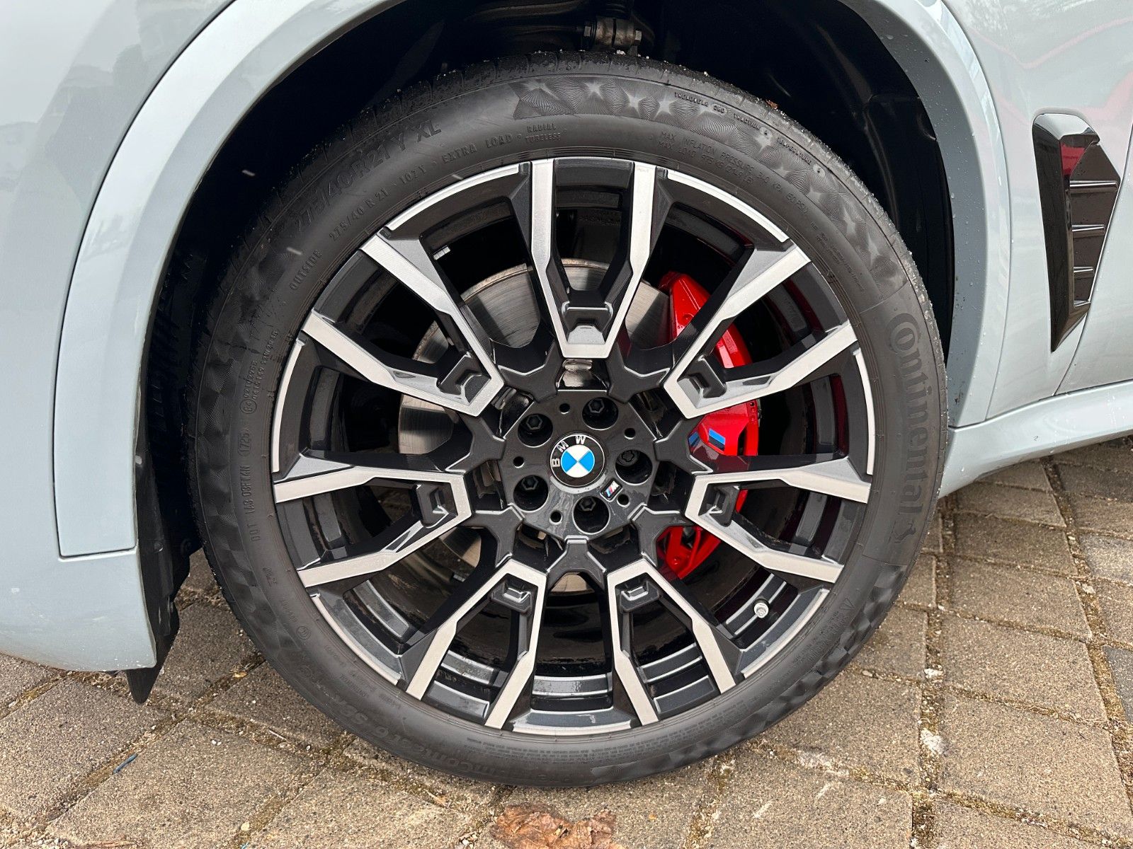 Fahrzeugabbildung BMW X5 30d xDrive ACC,HUD,PANO,HARMAN,LUFT,AHK,360,.