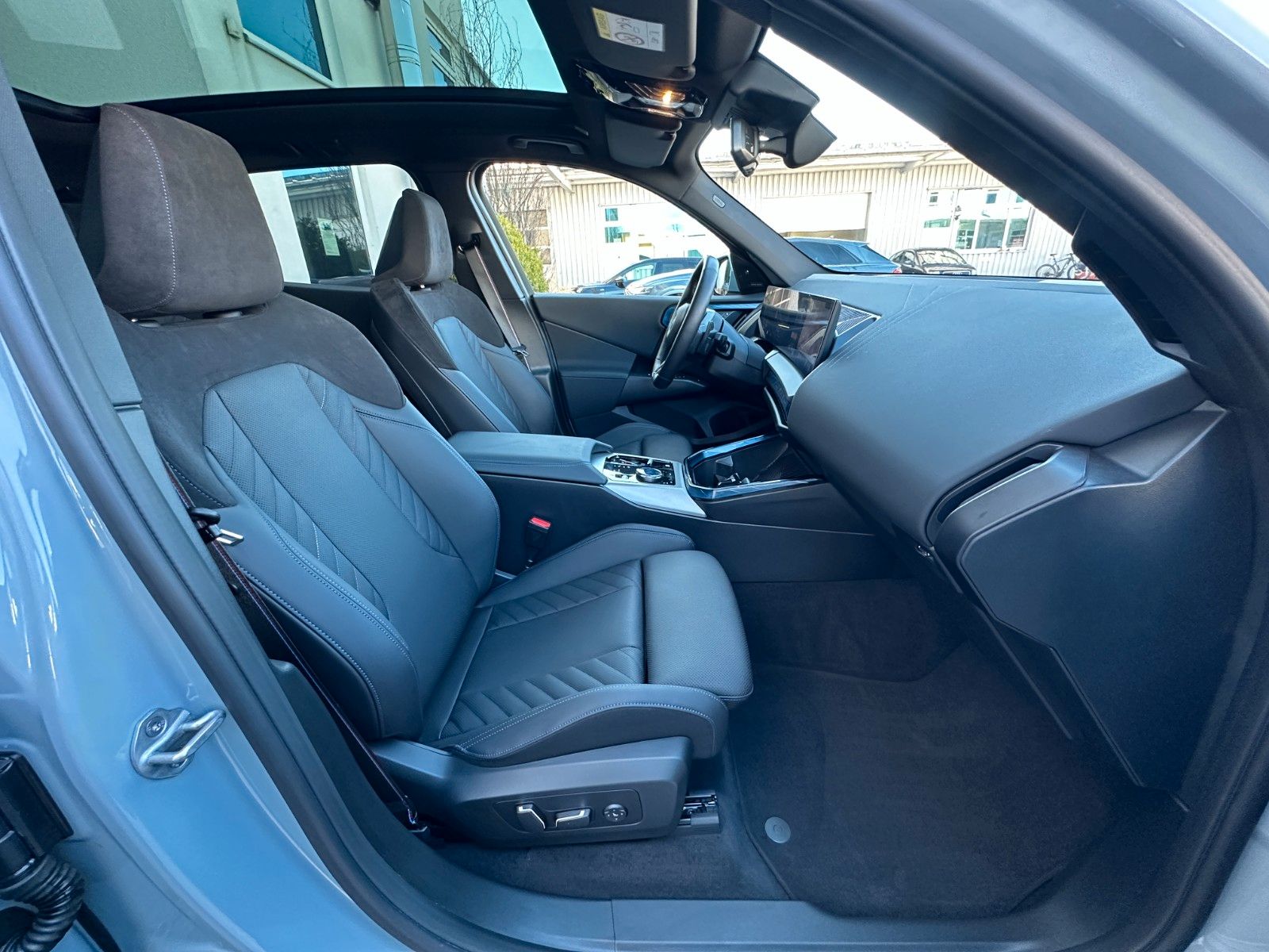 Fahrzeugabbildung BMW X3 20d xDrive M Sport ACC,HUD,PANO,HARMAN,AHK,..