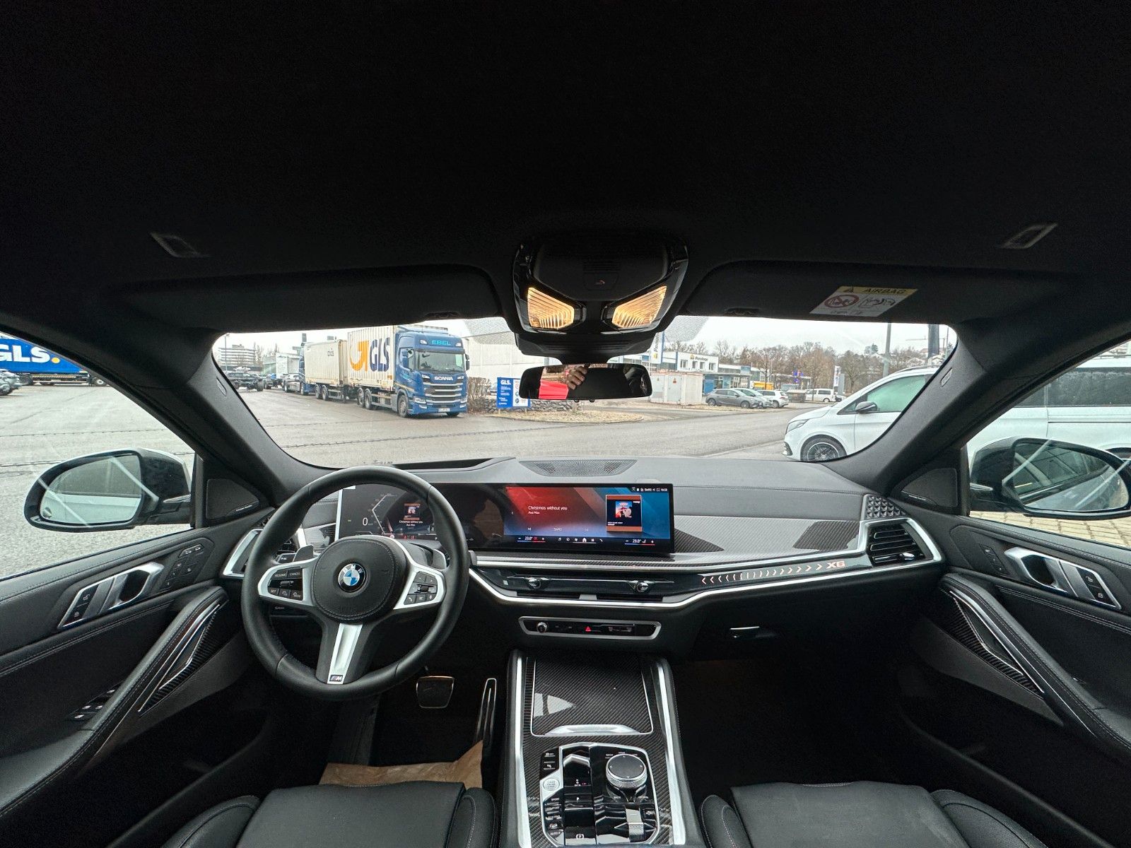 Fahrzeugabbildung BMW X6 30d xDrive MSport ACC,HUD,HARMAN,LUFT,SOFTCL,