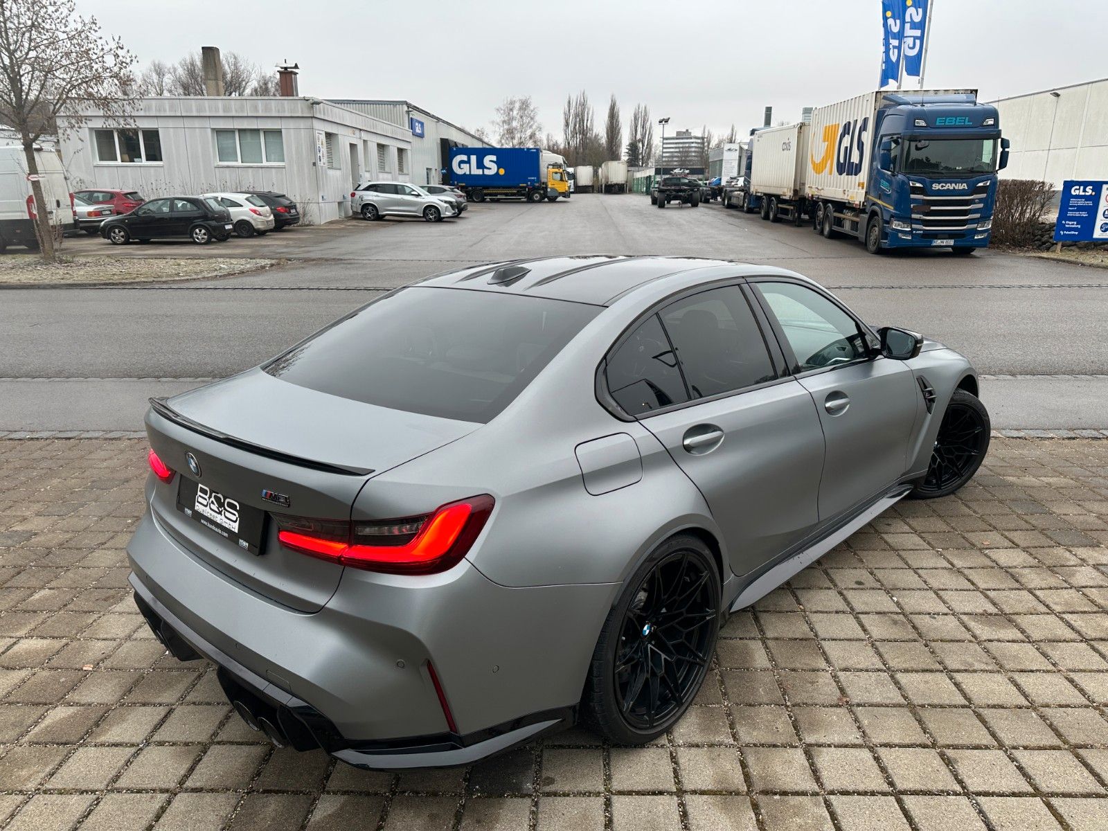 Fahrzeugabbildung BMW M3 xDrive Competition M ACC,HUD,HARMAN,CARBON