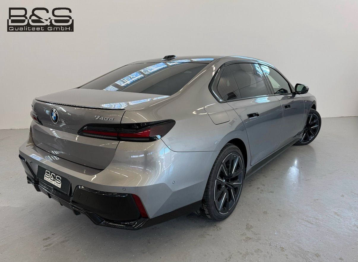 Fahrzeugabbildung BMW 740d xDrive M Sport,Gran Lusso,B&W,FondEnt,VOLL
