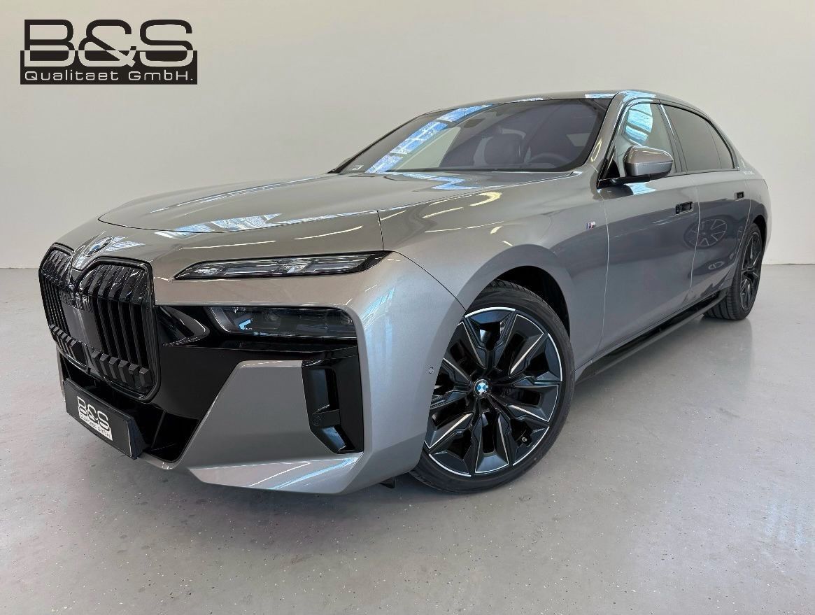 Fahrzeugabbildung BMW 740d xDrive M Sport,Gran Lusso,B&W,FondEnt,VOLL