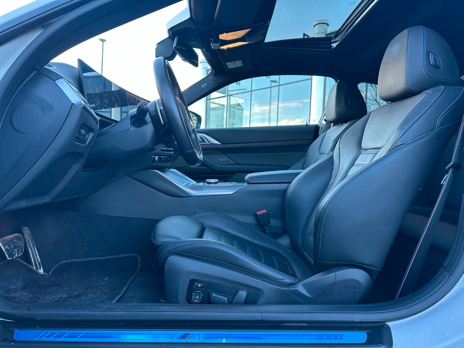 Fahrzeugabbildung BMW 430d xDrive M Sport ACC,HUD,Glas.D,HARMAN,360,19