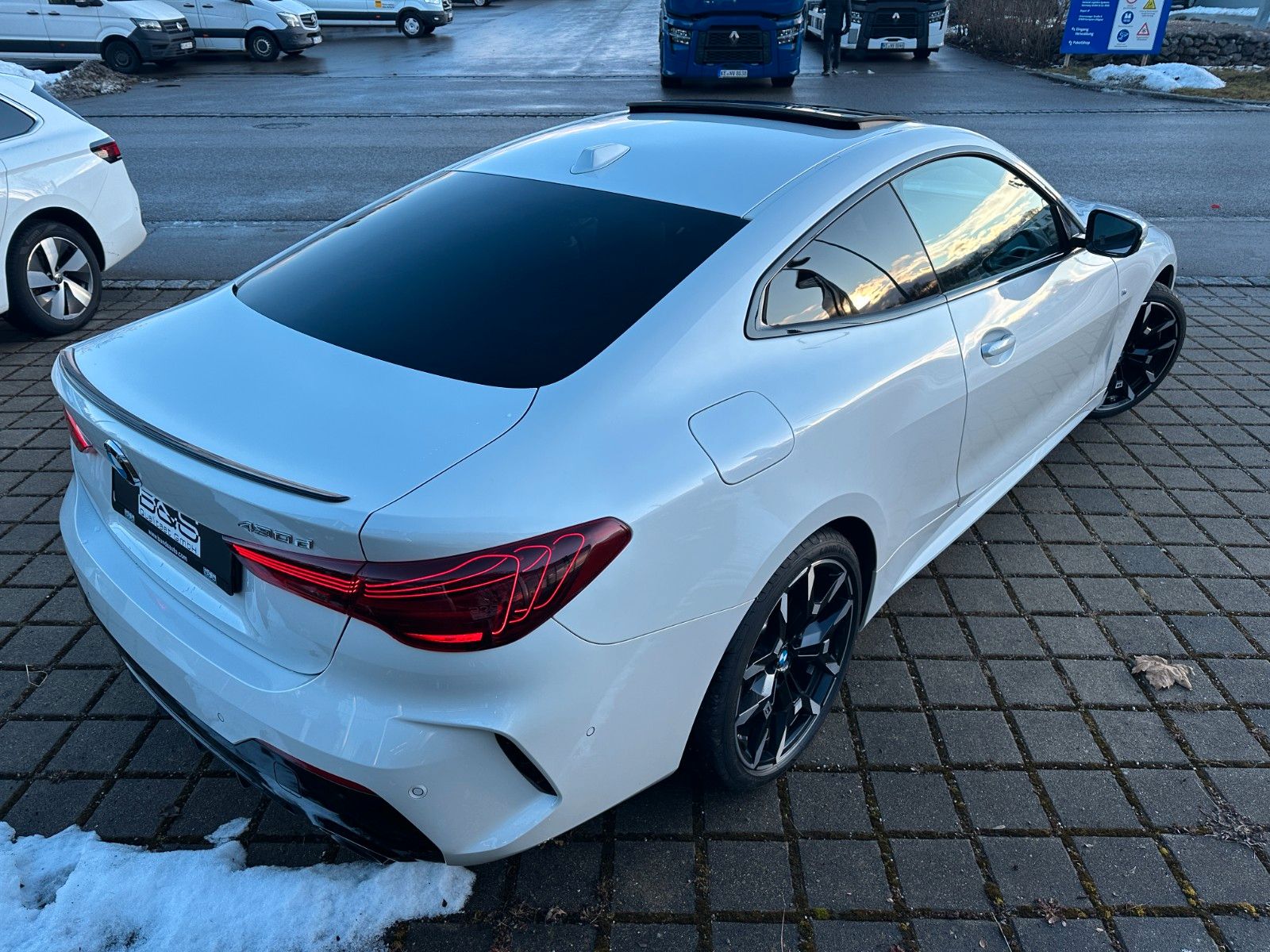 Fahrzeugabbildung BMW 430d xDrive M Sport ACC,HUD,Glas.D,HARMAN,360,19