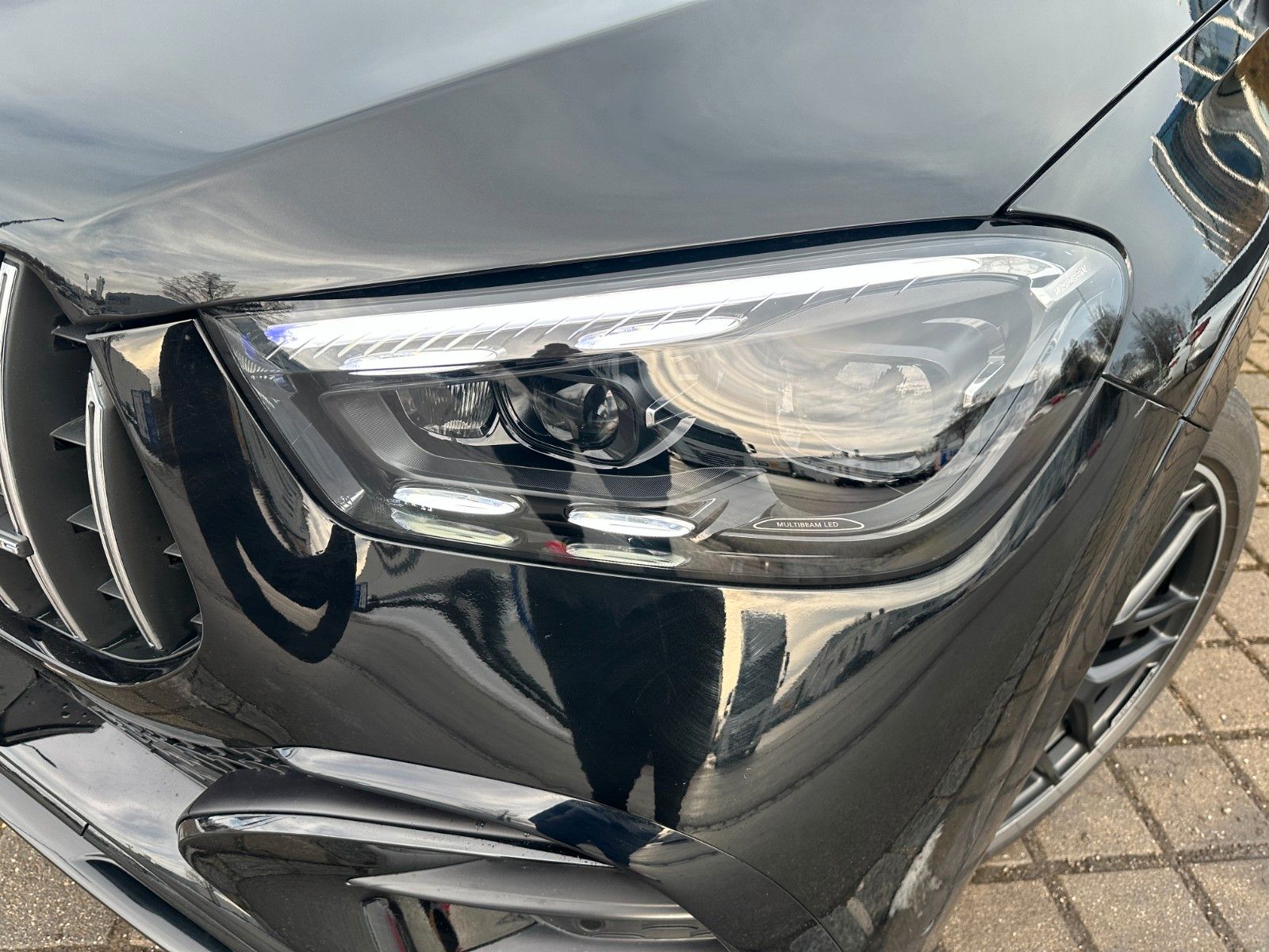 Fahrzeugabbildung Mercedes-Benz GLE 53e AMG 4M Coupe DISTR,HUD,PANO,B&W,LUFT