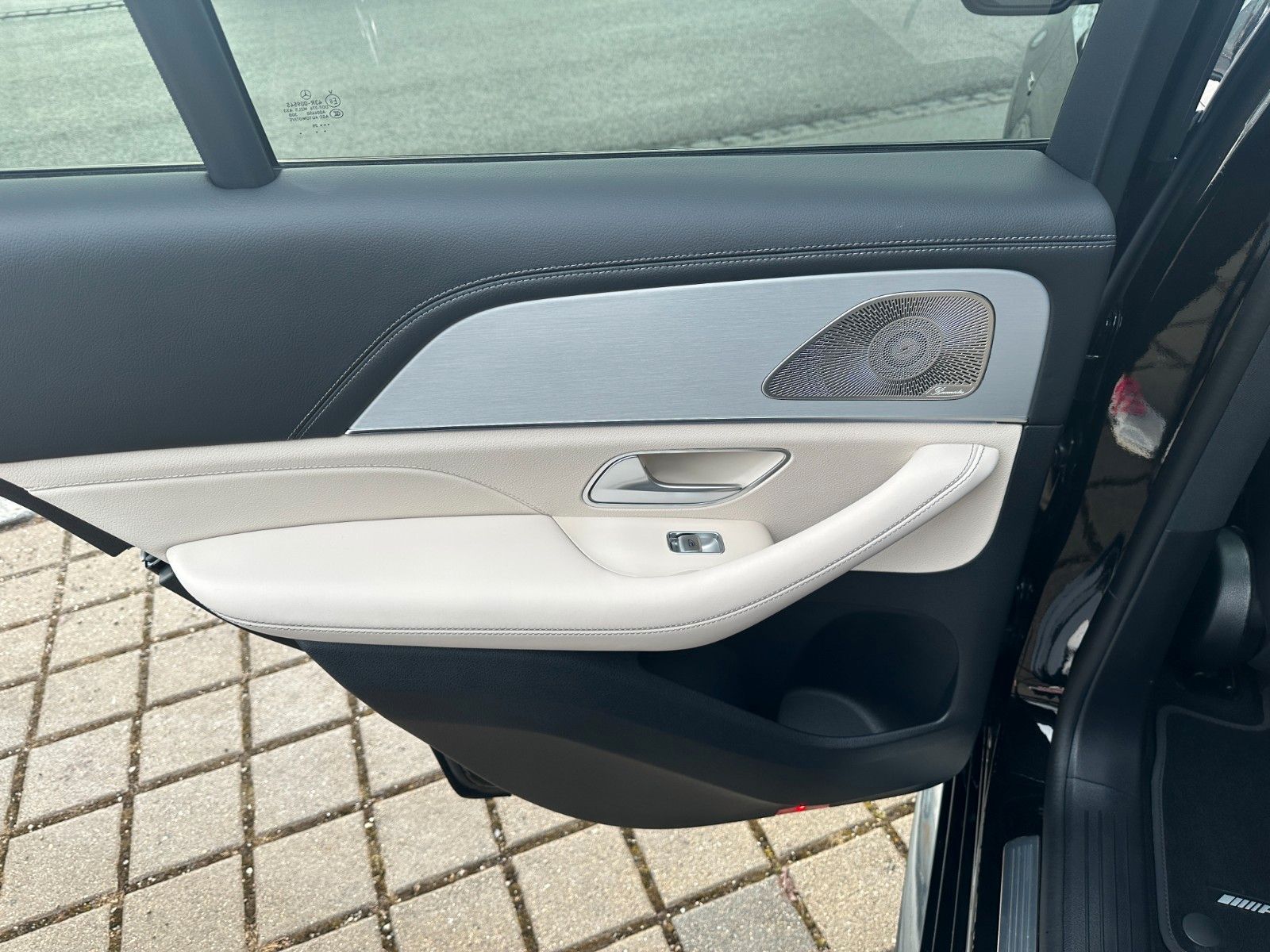 Fahrzeugabbildung Mercedes-Benz GLE 53e AMG 4M Coupe DISTR,HUD,PANO,B&W,LUFT