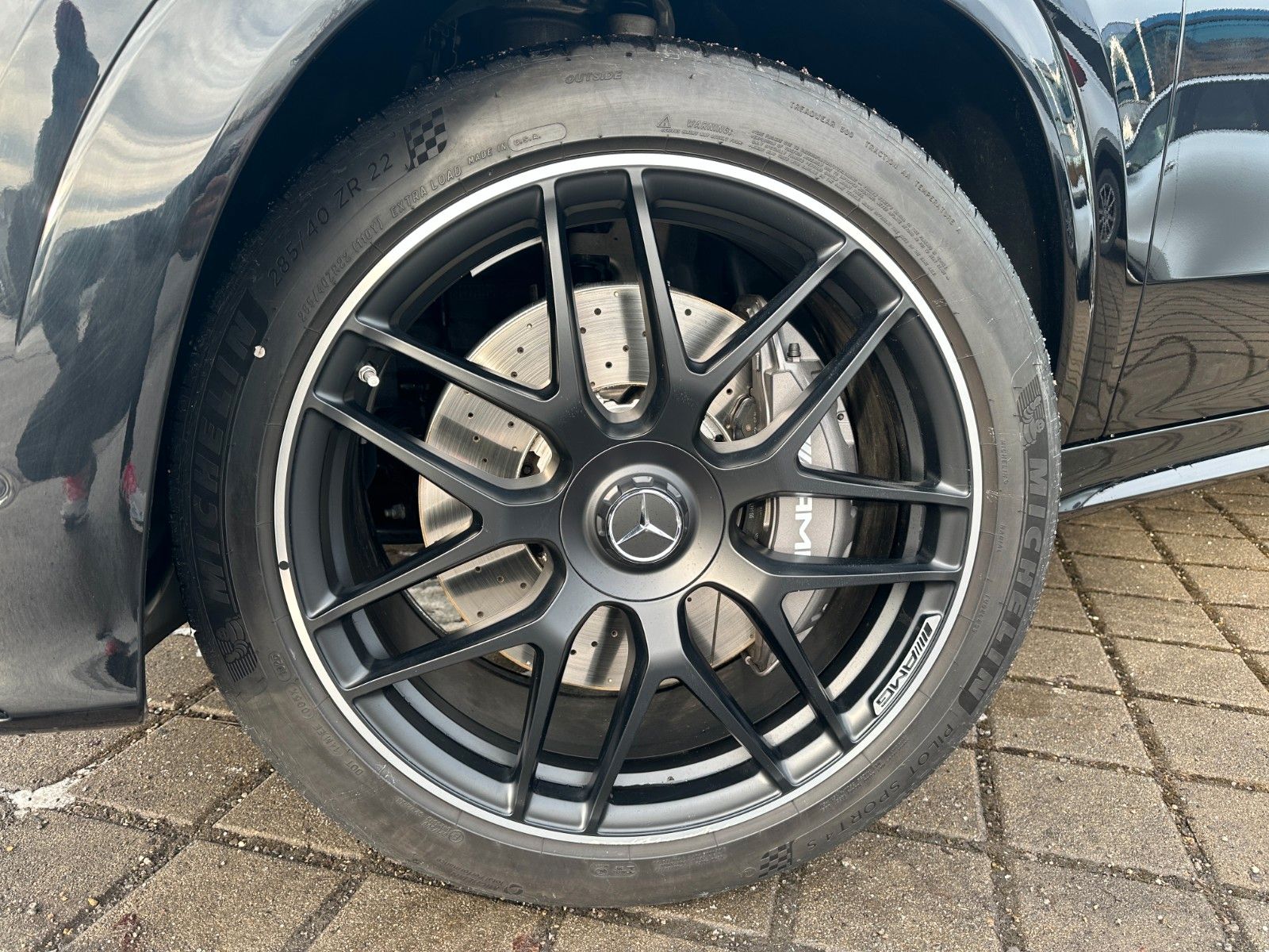 Fahrzeugabbildung Mercedes-Benz GLE 53e AMG 4M Coupe DISTR,HUD,PANO,B&W,LUFT