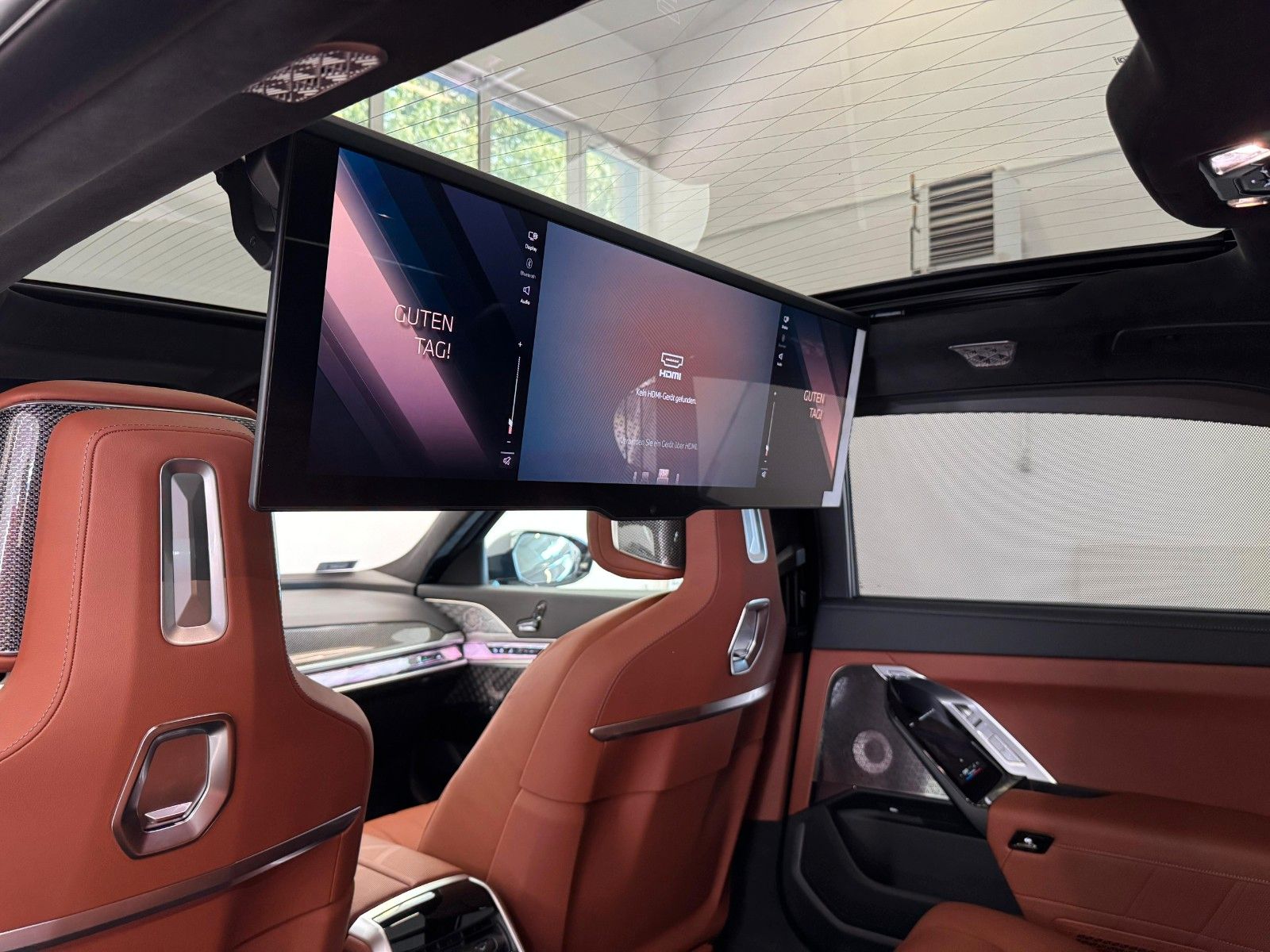 Fahrzeugabbildung BMW 740d xDrive MSport ACC,HUD,SKYL,B&W,LUFT,TV,Usw