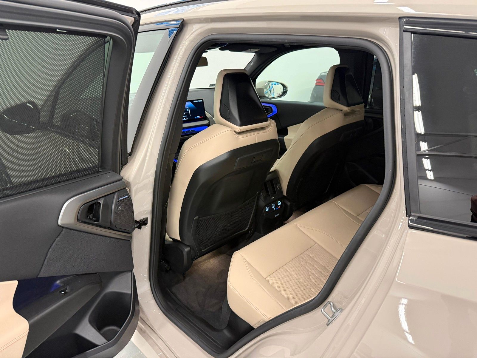 Fahrzeugabbildung BMW X3 20d xDrive M Sport ACC,HUD,HARMAN,360,AHK,Usw