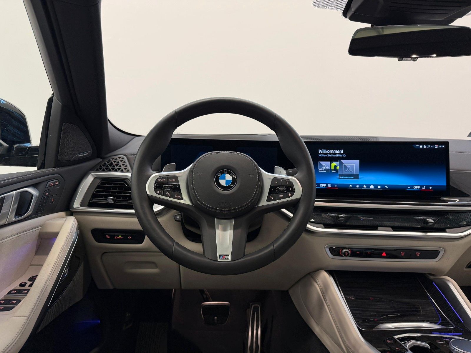 Fahrzeugabbildung BMW X6 40d xDrive MSport ACC,HUD,PANO,LUFT,HARMAN...
