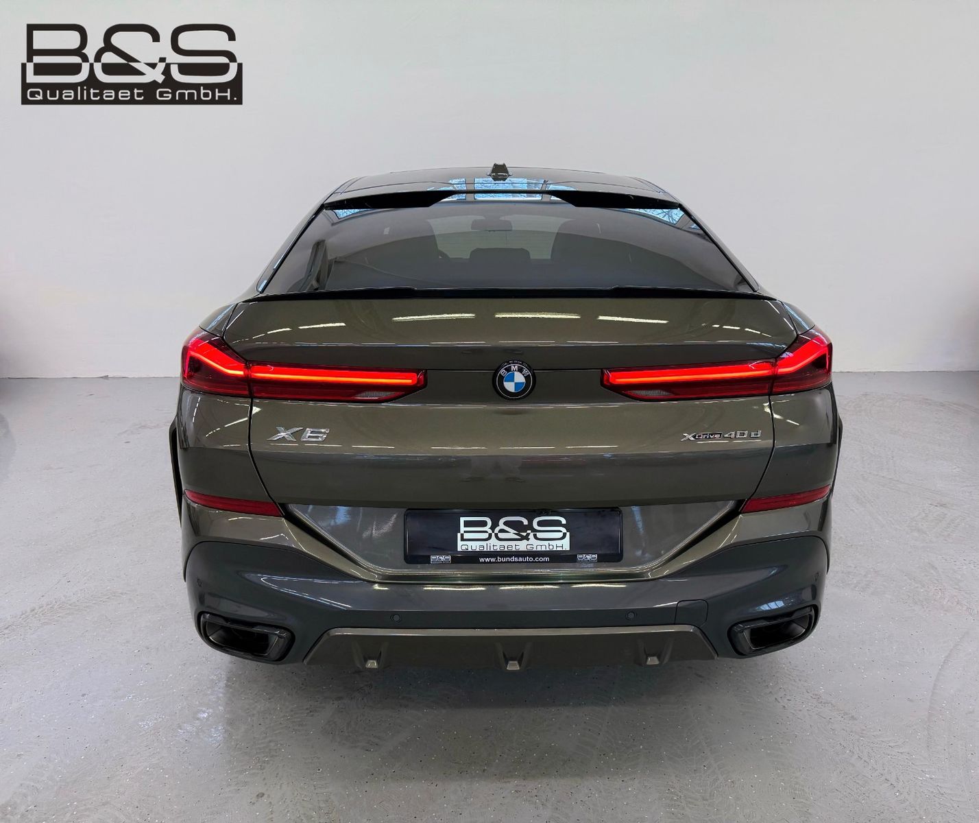 Fahrzeugabbildung BMW X6 40d xDrive MSport ACC,HUD,PANO,LUFT,HARMAN...