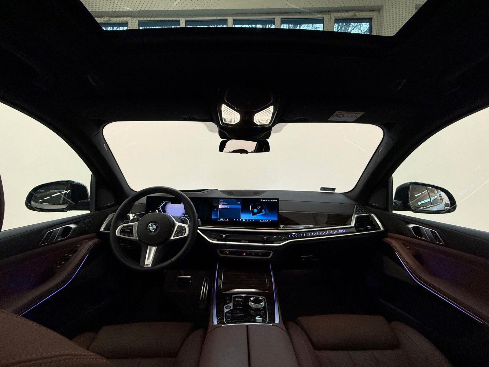 Fahrzeugabbildung BMW X7 xDrive 40d M Sport ACC,HUD,PANO,HARMAN,LUFT,.
