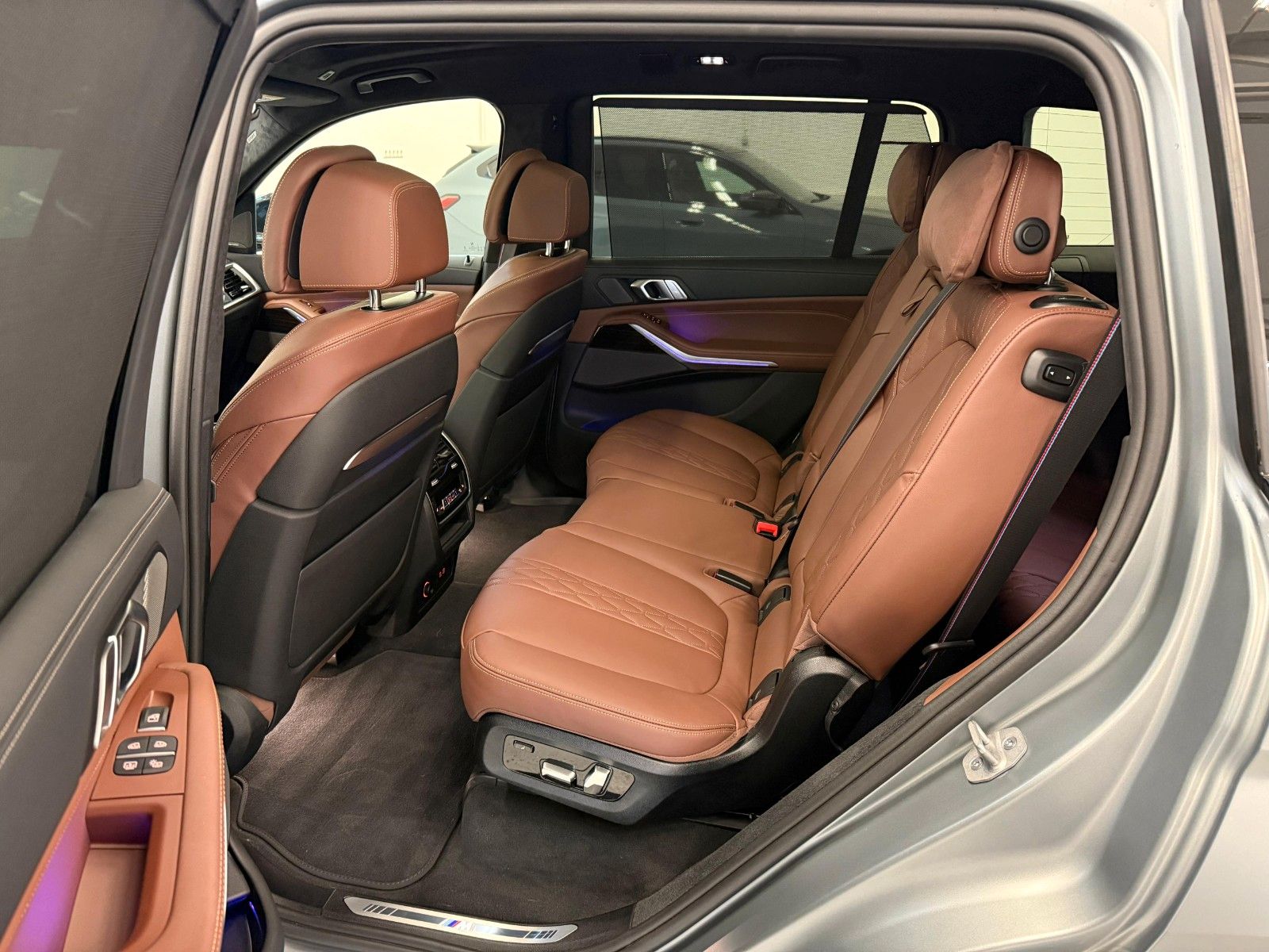 Fahrzeugabbildung BMW X7 xDrive 40d M Sport ACC,HUD,PANO,HARMAN,LUFT,.