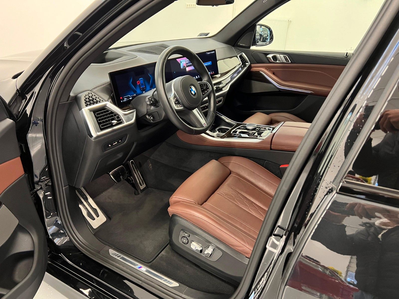 Fahrzeugabbildung BMW X5 30d xDrive M Sport ACC,HUD,PANO,HARMAN,LUFT,.