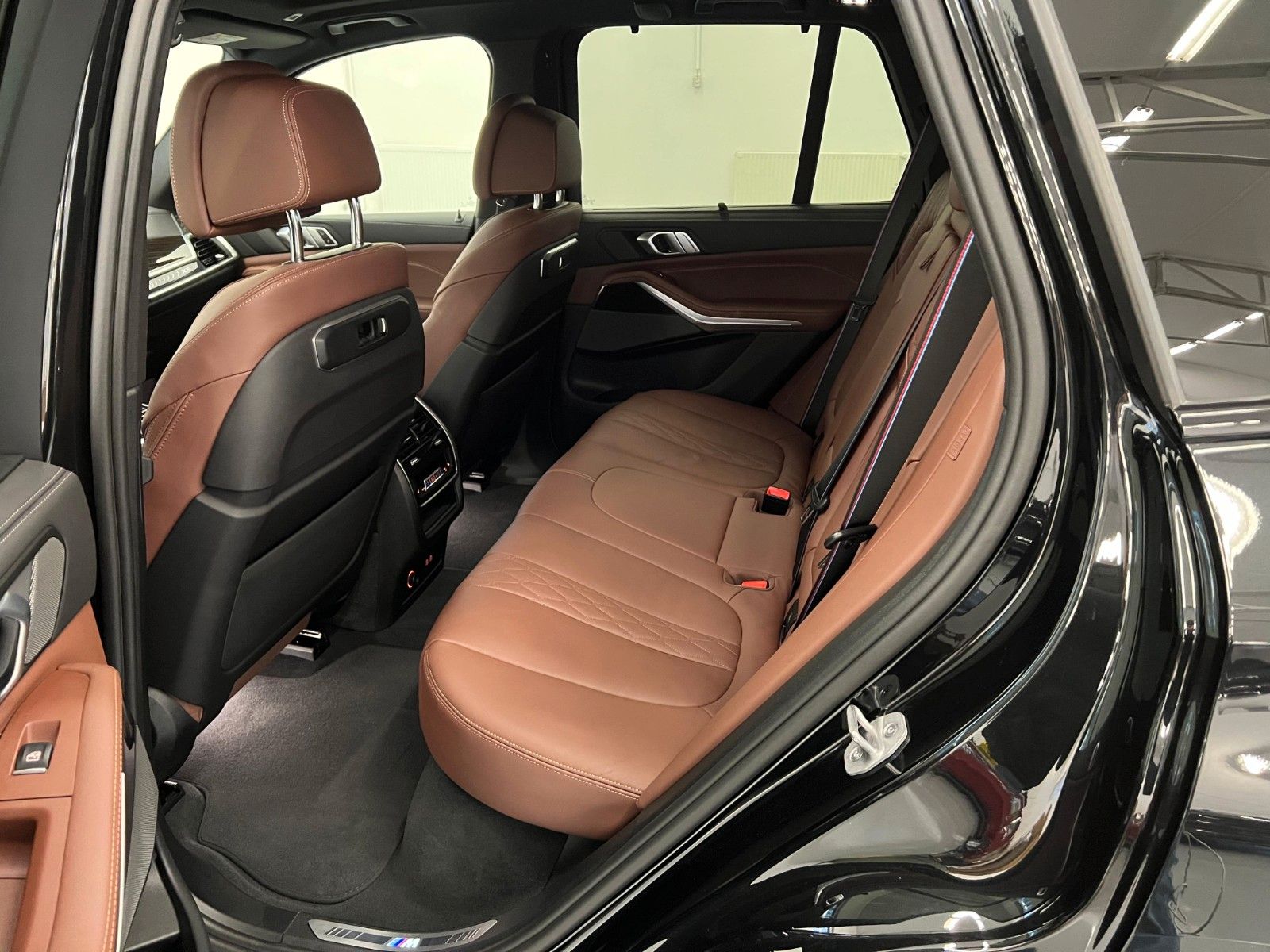 Fahrzeugabbildung BMW X5 30d xDrive M Sport ACC,HUD,PANO,HARMAN,LUFT,.