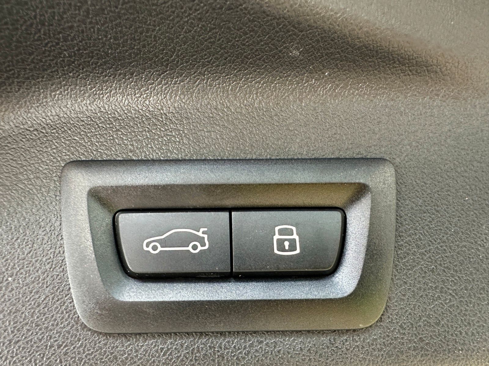 Fahrzeugabbildung BMW X5 30d xDr M Sport ACC,HUD,PANO,HARMAN,LUFT,AHK