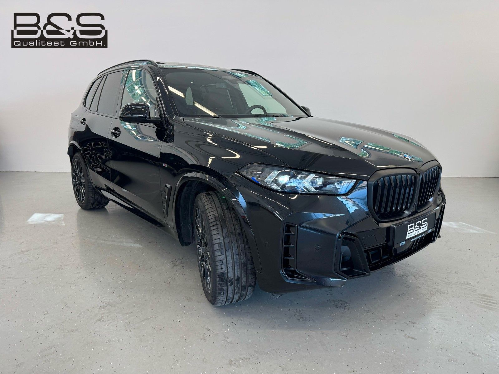 Fahrzeugabbildung BMW X5 30d xDrive M Sport ACC,HUD,PANO,HARMAN,LUFT,.