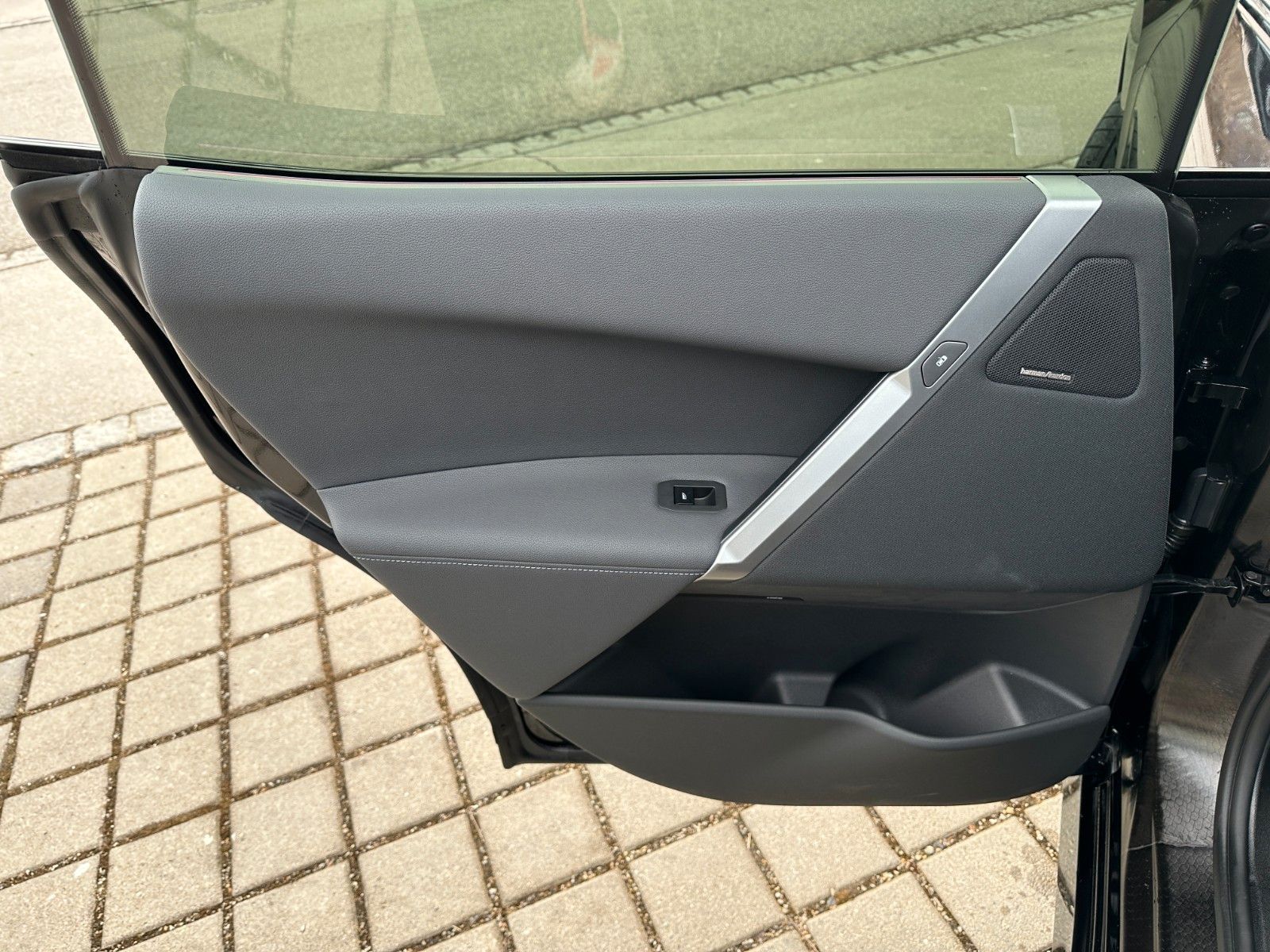 Fahrzeugabbildung BMW iX 45 xDrive M Sport ACC,HUD,HARMAN,AHK,SOFTCL,.