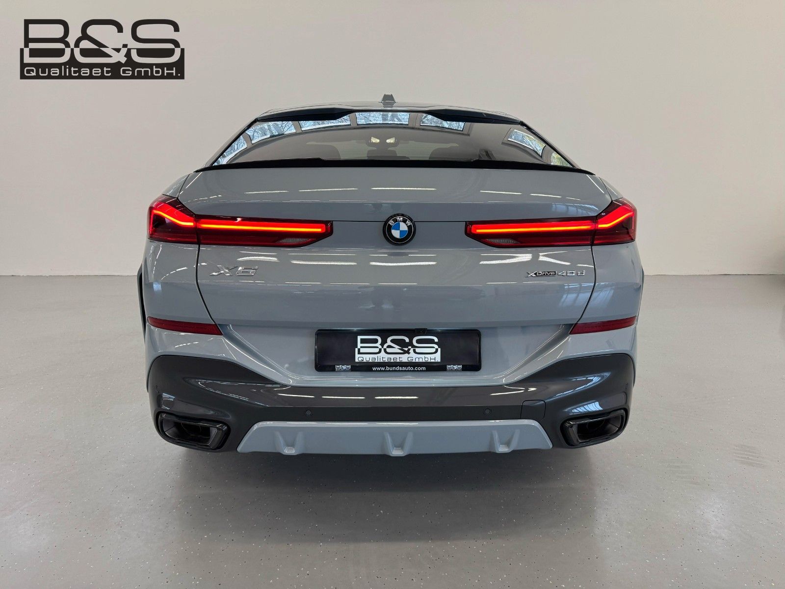 Fahrzeugabbildung BMW X6 40d xDrive M Sport ACC,HUD,PANO,HARMAN,LUFT..