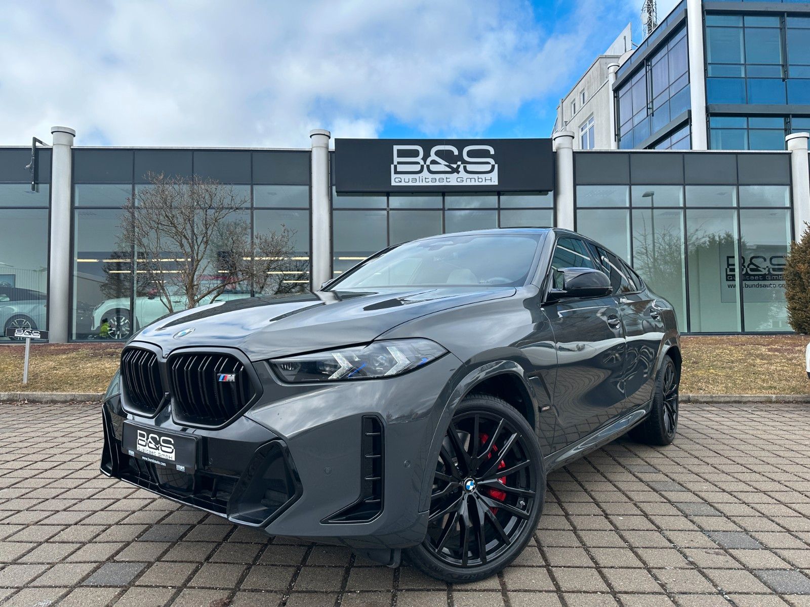 BMW X6 M60 i xDrive ACC,HUD,PANO,HARMAN,AHK,22".....