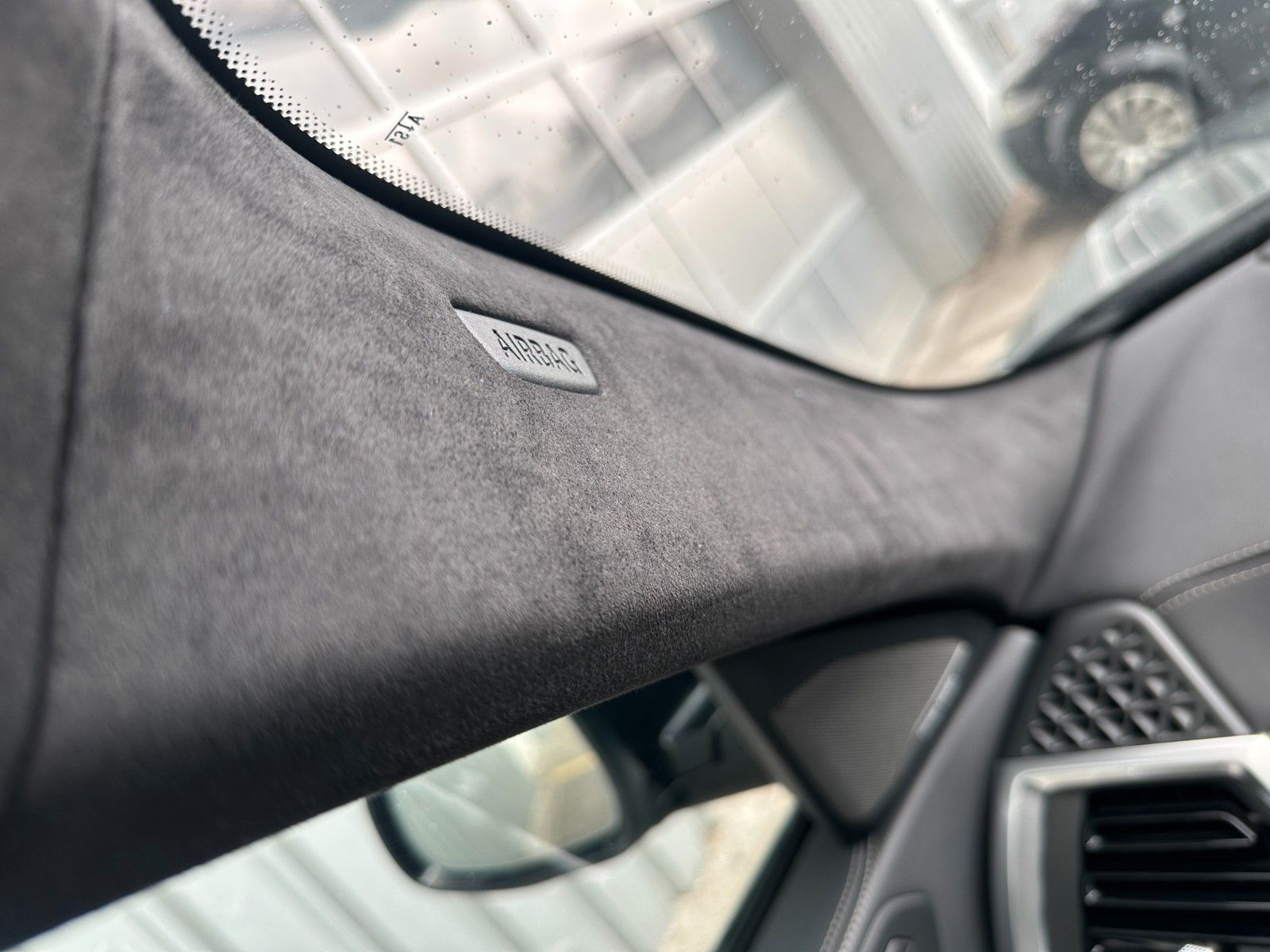 Fahrzeugabbildung BMW X6 M60 i xDrive ACC,HUD,PANO,HARMAN,AHK,22".....