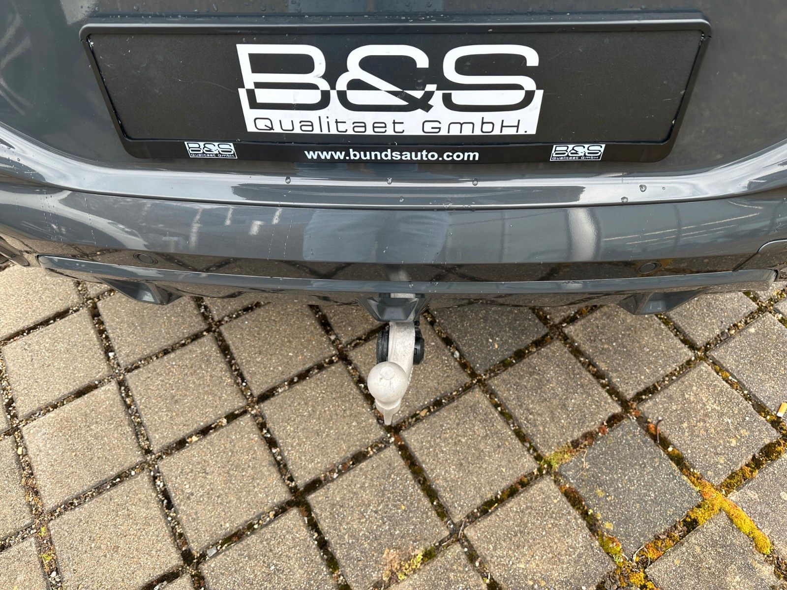 Fahrzeugabbildung BMW X6 M60 i xDrive ACC,HUD,PANO,HARMAN,AHK,22".....