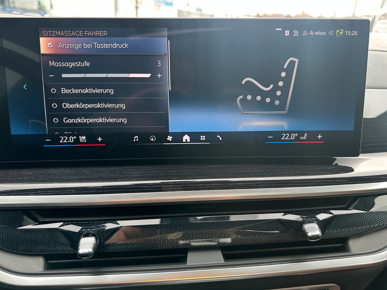 Fahrzeugabbildung BMW X6 40d xDr M Sport ACC,HUD,PANO,HARMAN,LUFT,AHK