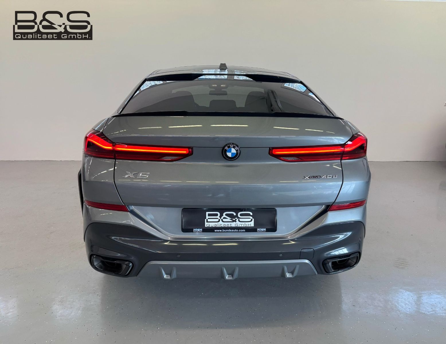 Fahrzeugabbildung BMW X6 40d xDrive M Sport ACC,HUD,PANO,HARMAN,LUFT..