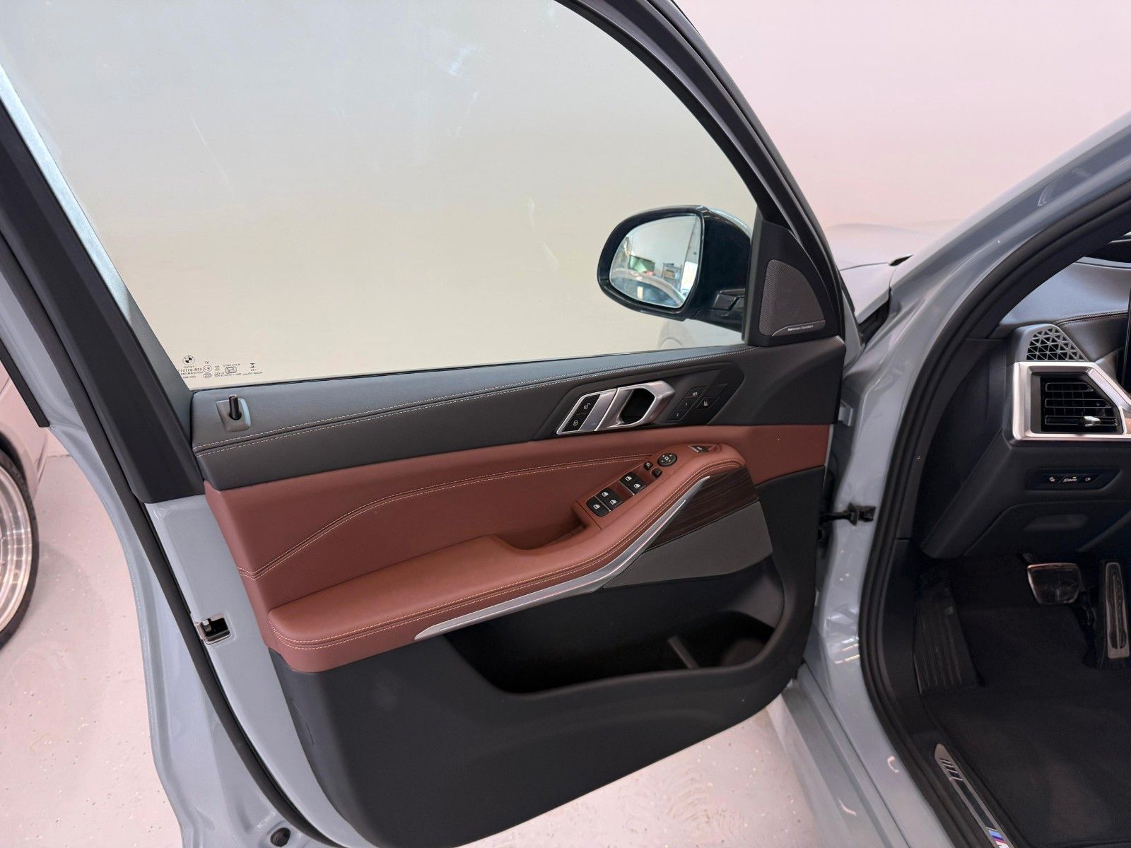 Fahrzeugabbildung BMW X5 30d xDrive M Sport ACC,HUD,PANO,HARMAN,LUFT..