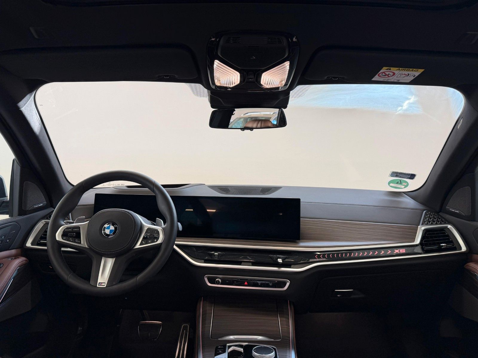 Fahrzeugabbildung BMW X5 30d xDrive M Sport ACC,HUD,PANO,HARMAN,LUFT..