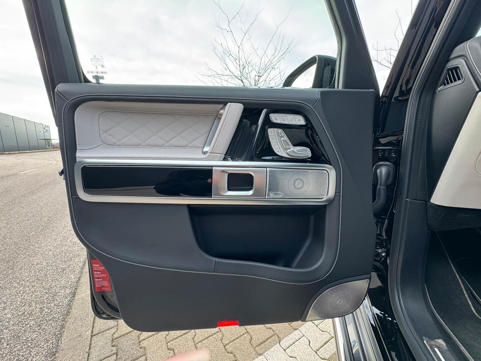 Fahrzeugabbildung Mercedes-Benz G63 AMG DISTR,MANUFAKTUR,BURM,Night-P,Superior