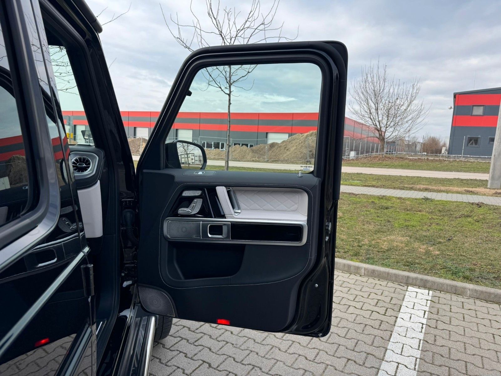 Fahrzeugabbildung Mercedes-Benz G63 AMG DISTR,MANUFAKTUR,BURM,Night-P,Superior