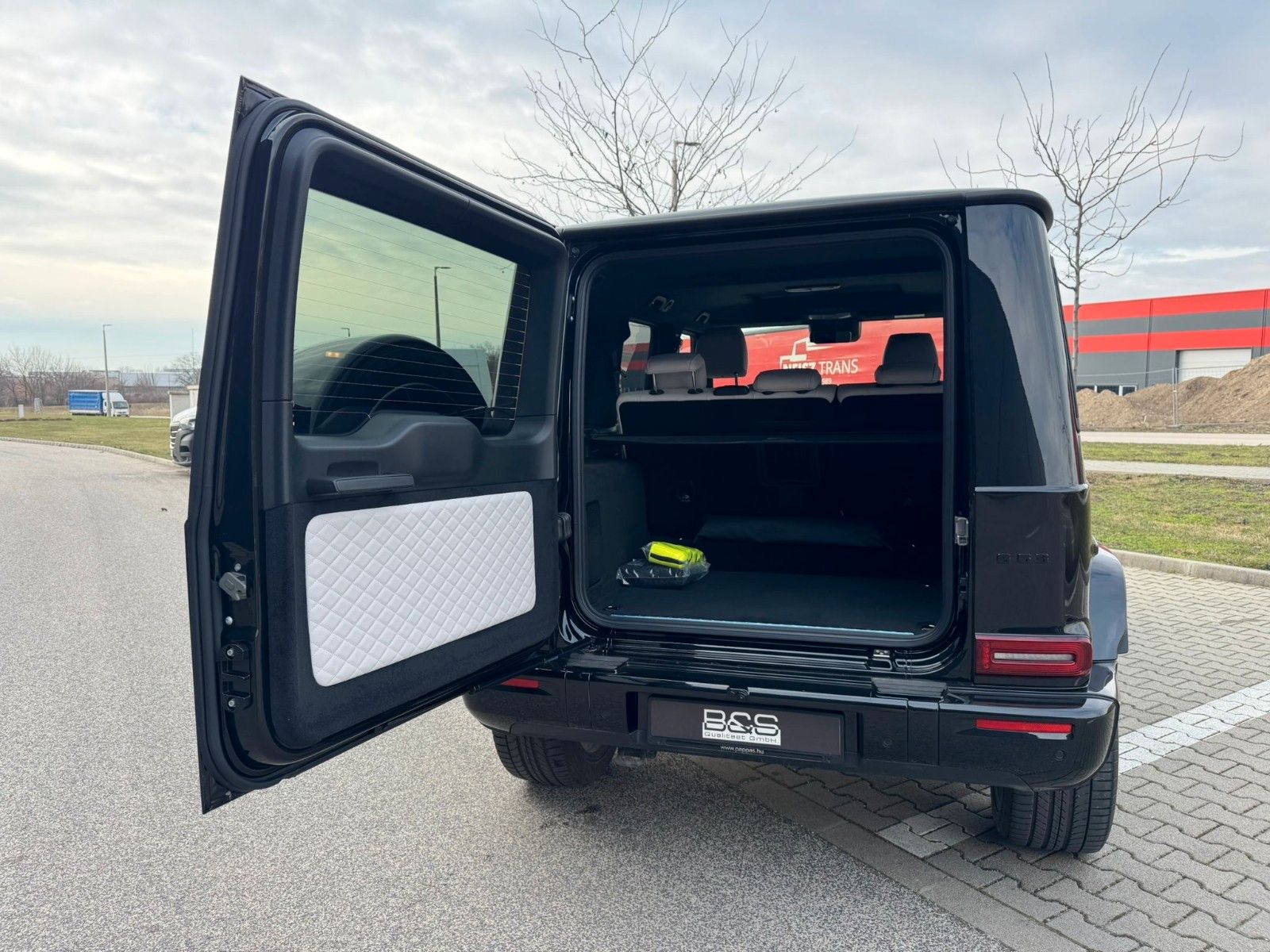 Fahrzeugabbildung Mercedes-Benz G63 AMG DISTR,MANUFAKTUR,BURM,Night-P,Superior