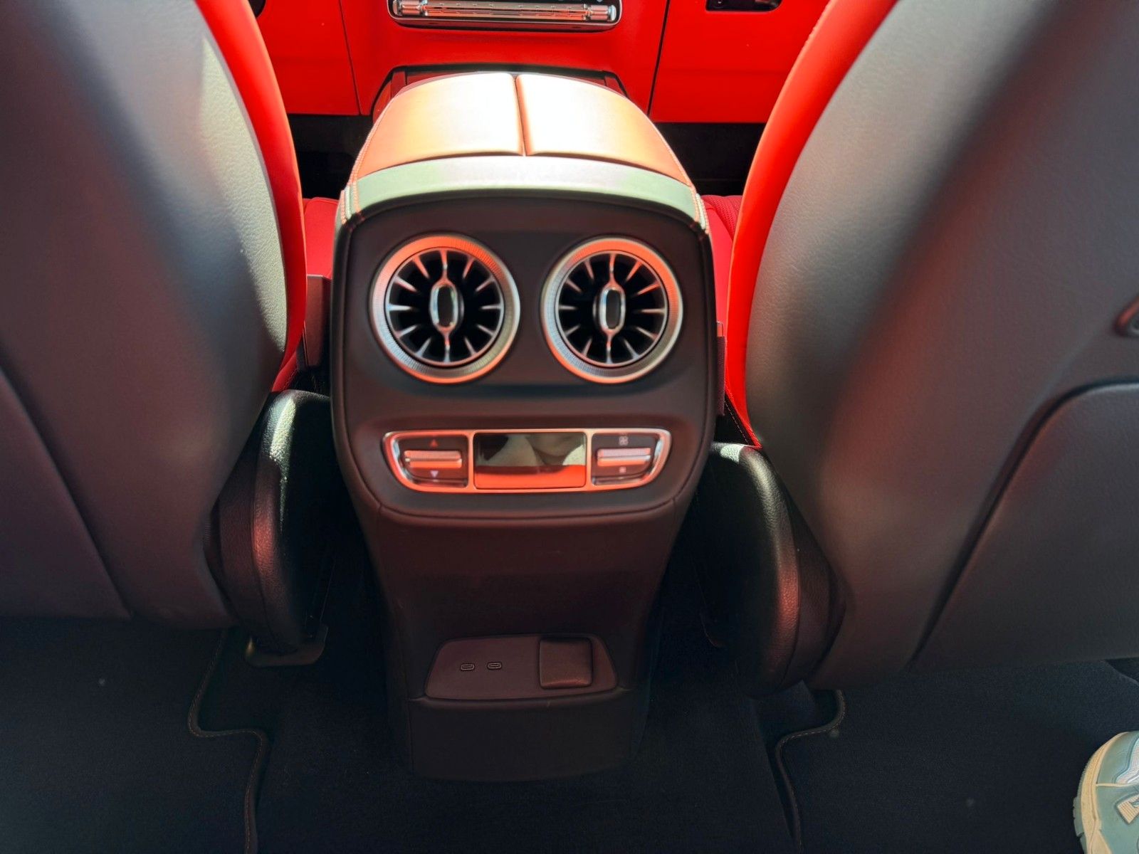 Fahrzeugabbildung Mercedes-Benz G63 AMG DISTR,MANUFAKTUR,BURM,Night-P,Superior