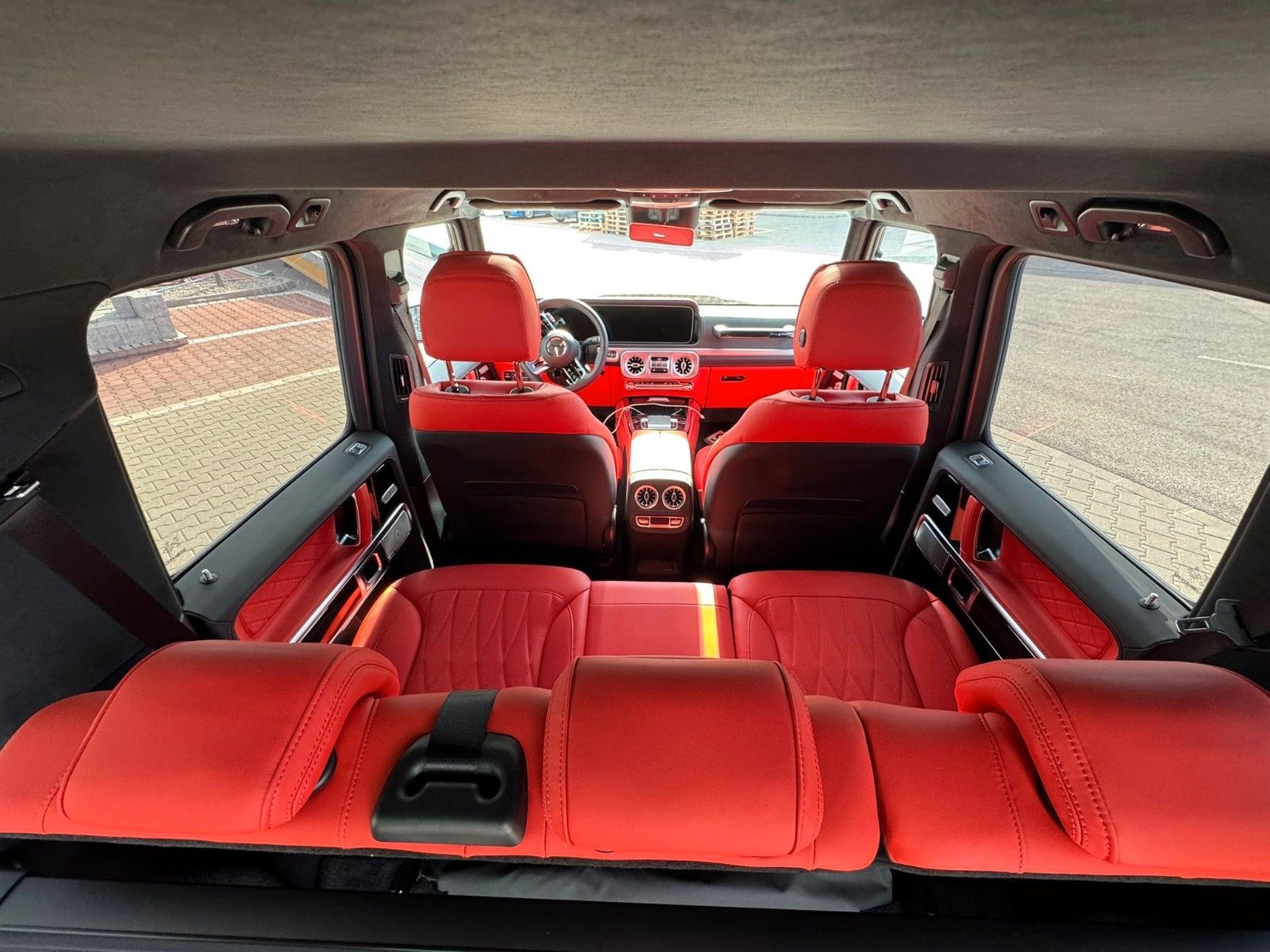 Fahrzeugabbildung Mercedes-Benz G63 AMG DISTR,MANUFAKTUR,BURM,Night-P,Superior