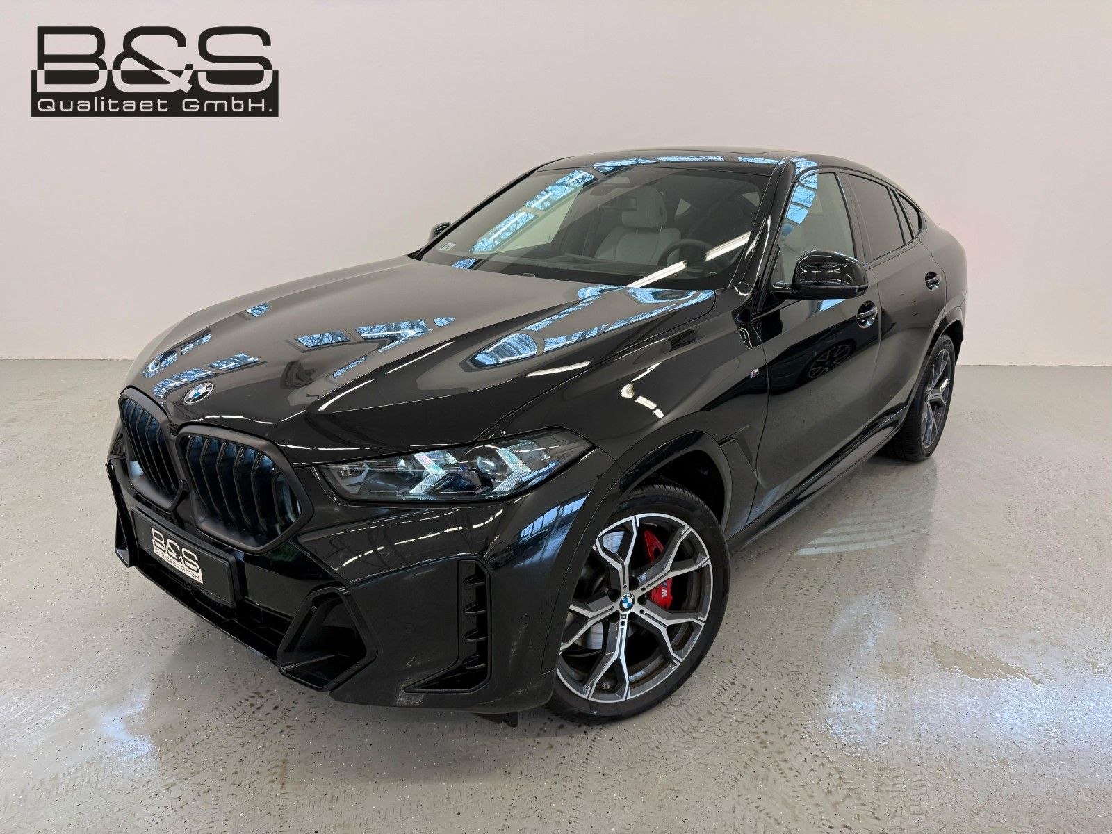 Fahrzeugabbildung BMW X6 30d xDrive M Sport ACC,HUD,PANO,HARMAN,LUFT..