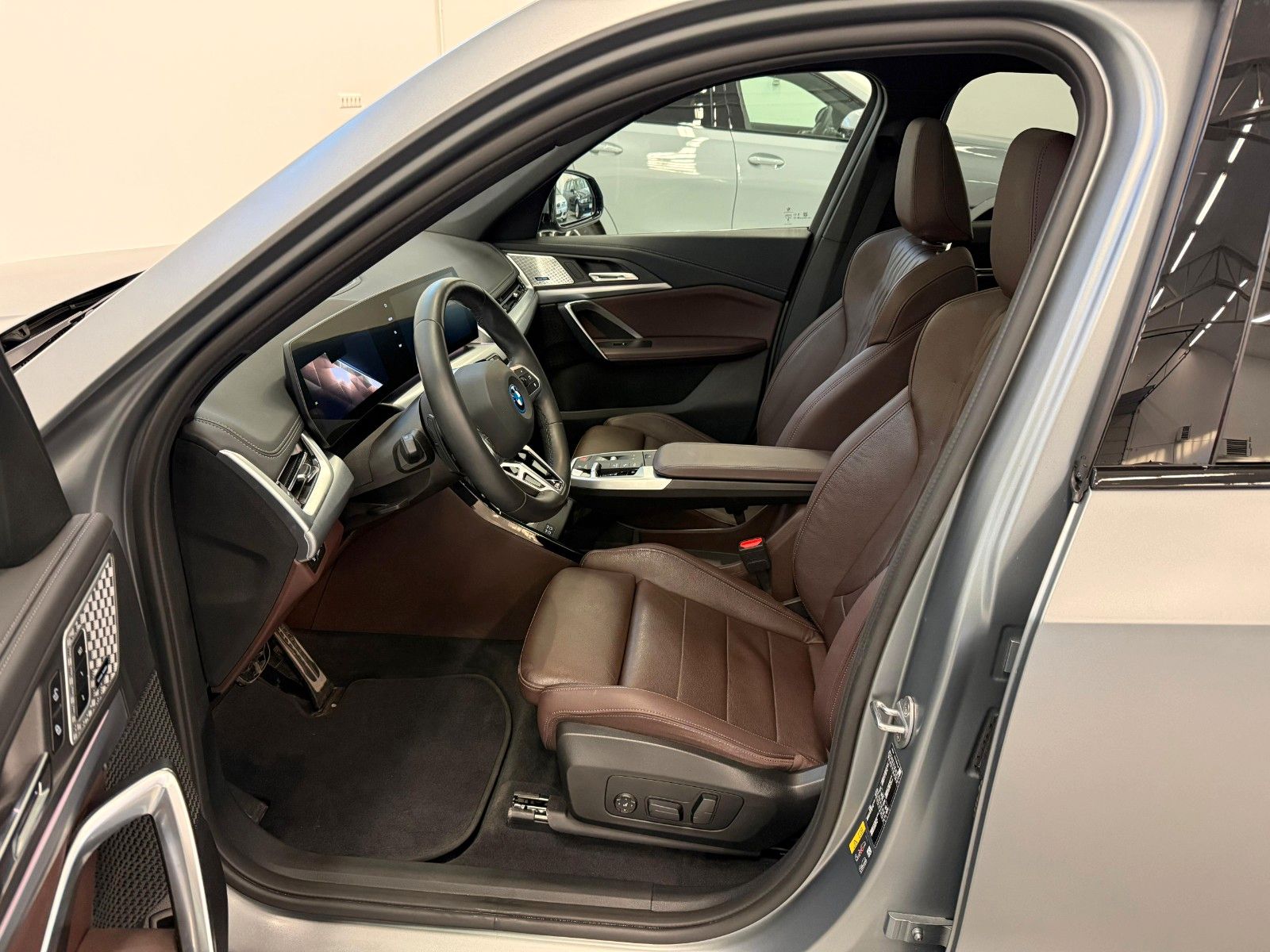 Fahrzeugabbildung BMW X1 30e xDrive M Sport ACC,HUD,PANO,HARMAN,AHK...