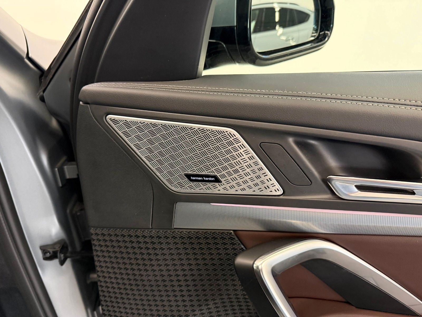 Fahrzeugabbildung BMW X1 30e xDrive M Sport ACC,HUD,PANO,HARMAN,AHK...