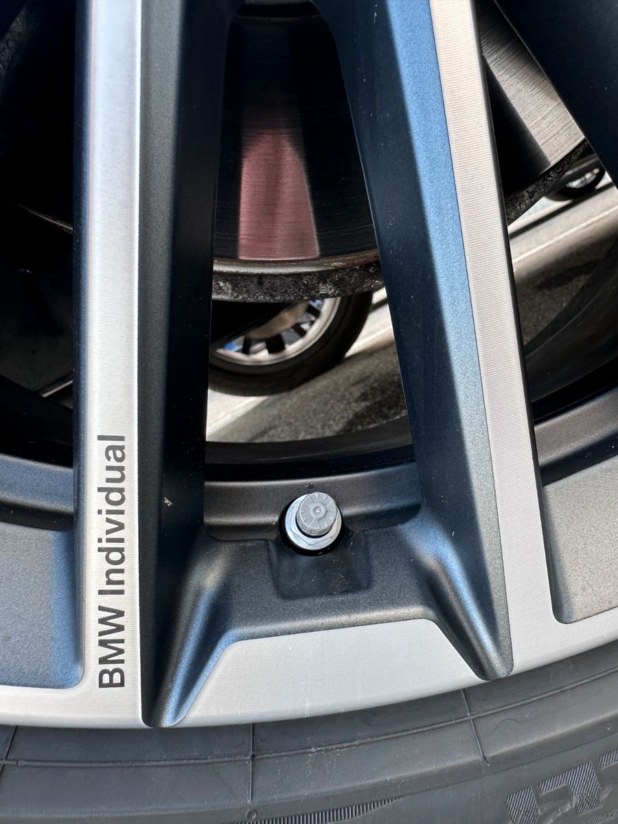 Fahrzeugabbildung BMW X1 30e xDr M Sport ACC,HUD,PANO,HARMAN,AHK,VOLL