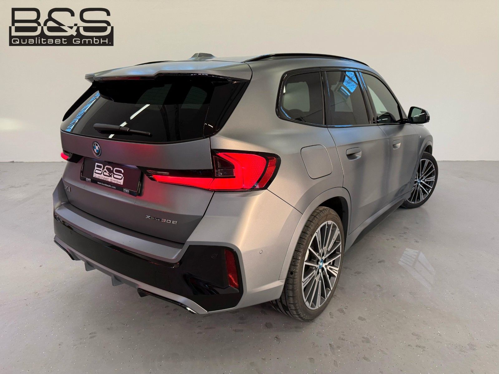 Fahrzeugabbildung BMW X1 30e xDrive M Sport ACC,HUD,PANO,HARMAN,AHK...