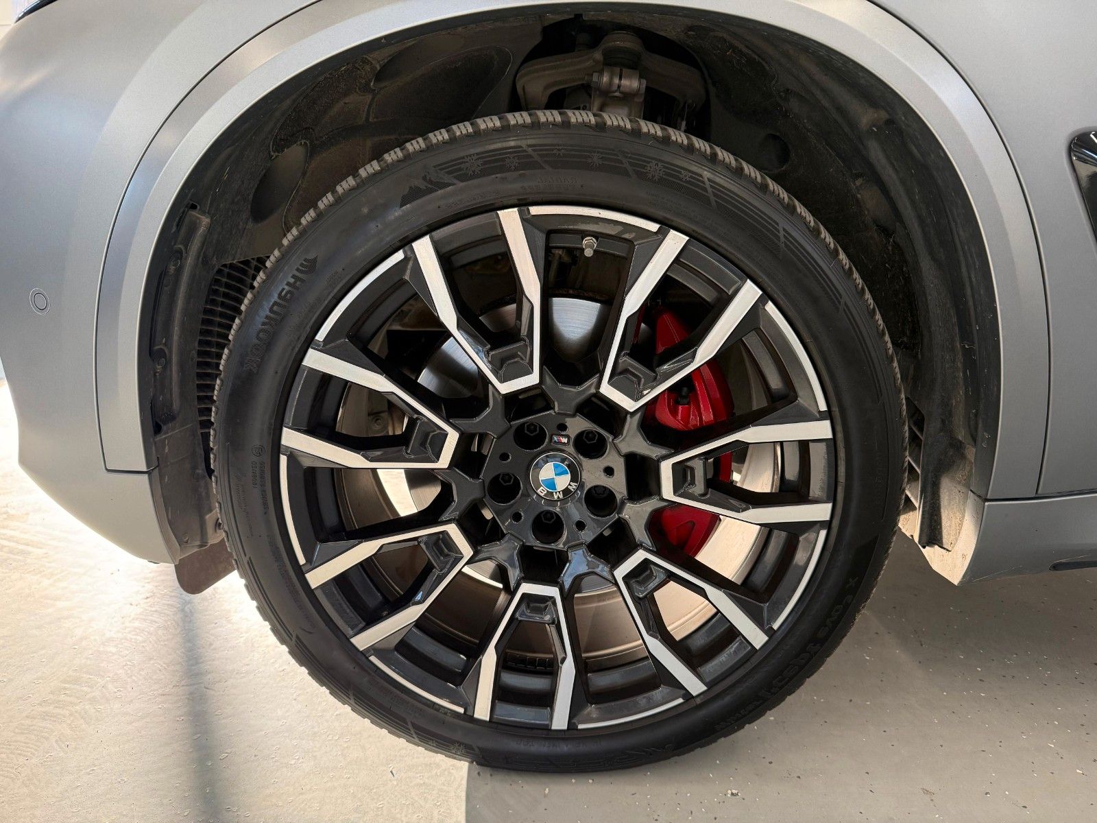 Fahrzeugabbildung BMW X5 40d xDrive M Sport ACC,HUD,PANO,B&W,LUFT,AHK.