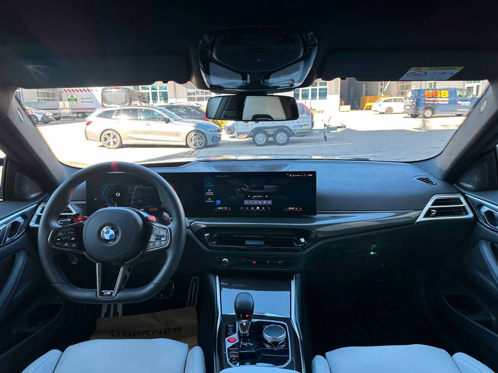 Fahrzeugabbildung BMW M4 Competition M xDrive ACC,HUD,PANO,HARMAN,360