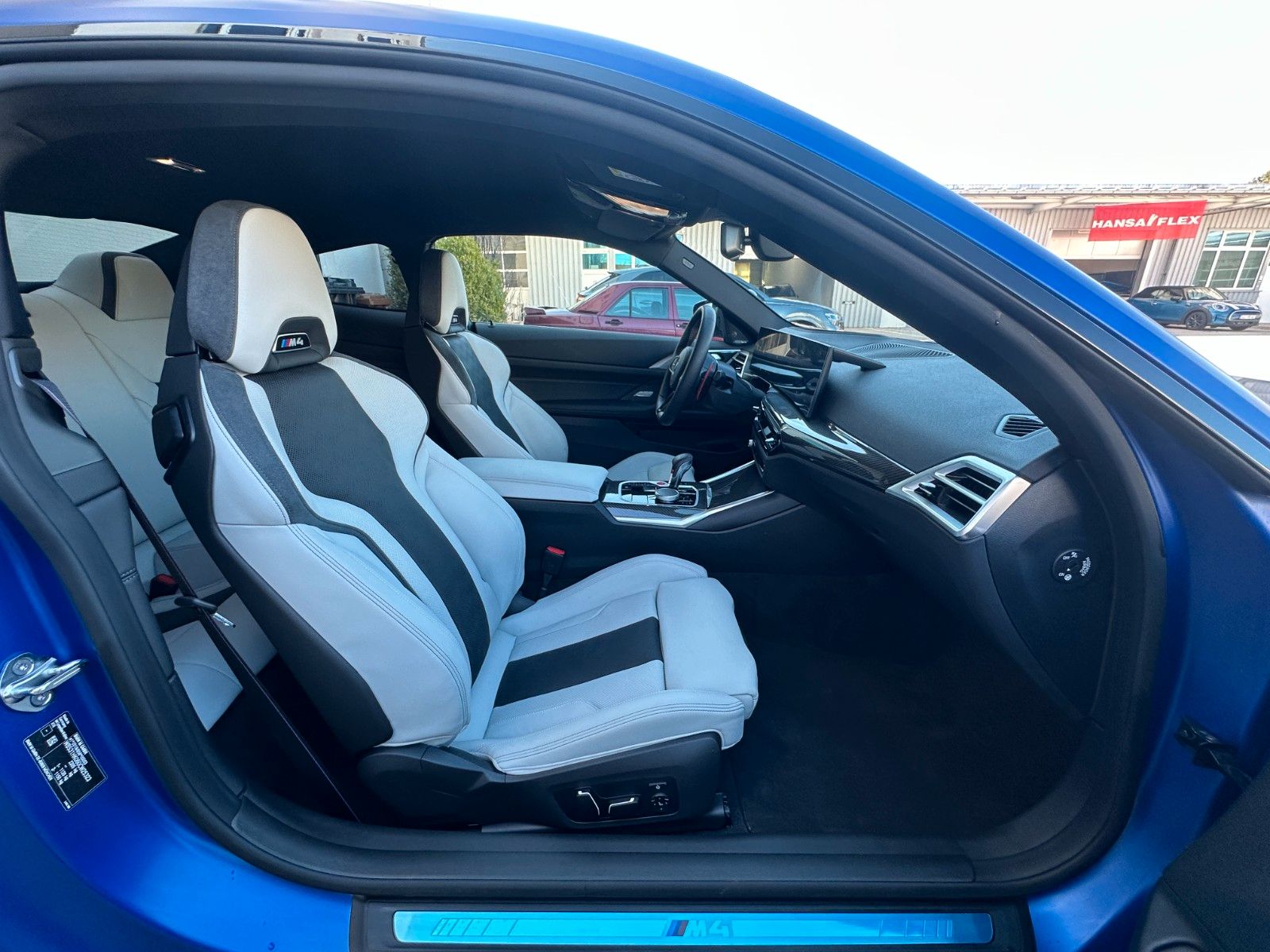 Fahrzeugabbildung BMW M4 Competition M xDrive ACC,HUD,PANO,HARMAN,360