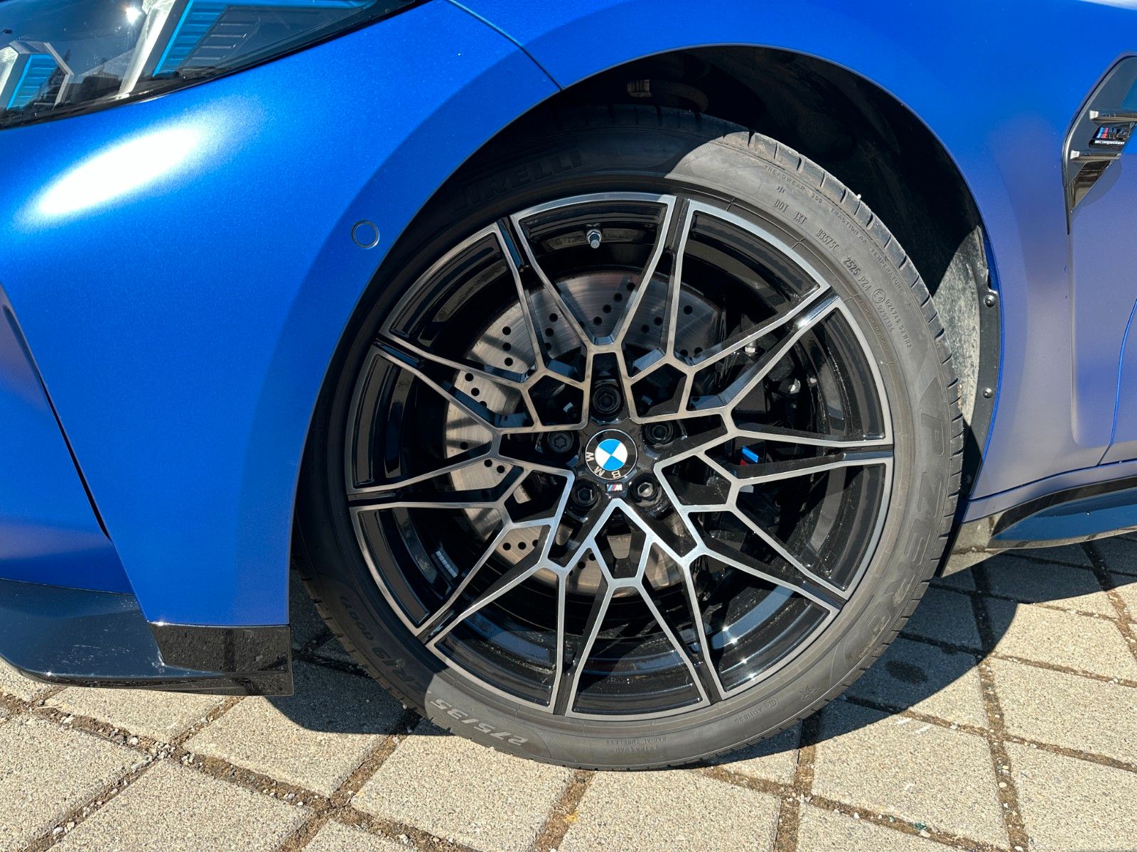 Fahrzeugabbildung BMW M4 Competition M xDrive ACC,HUD,PANO,HARMAN,360