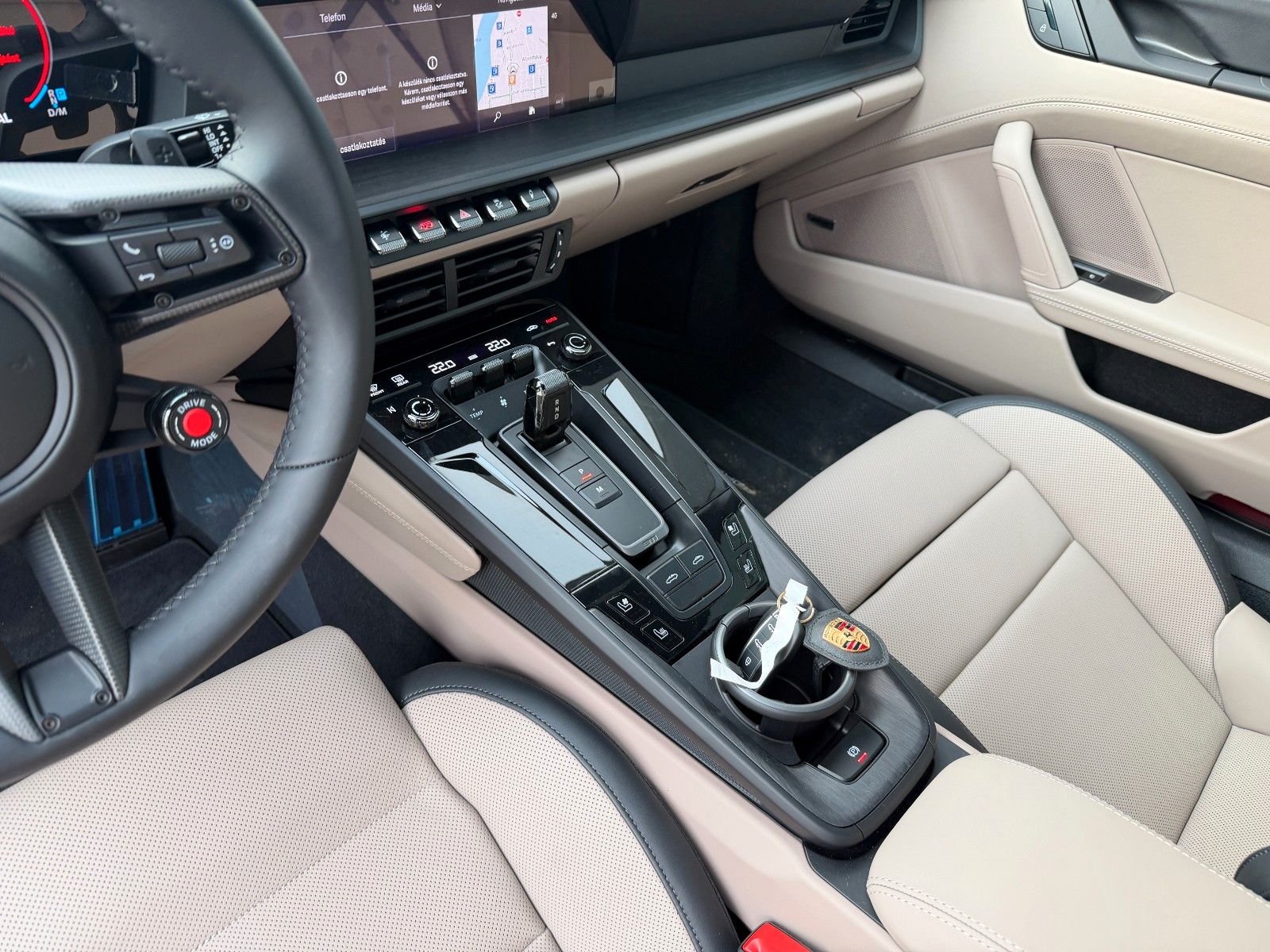 Fahrzeugabbildung Porsche 911 Targa 4 GTS T-Hyb,Bose,Lift,Sitzl.HD-Matrix