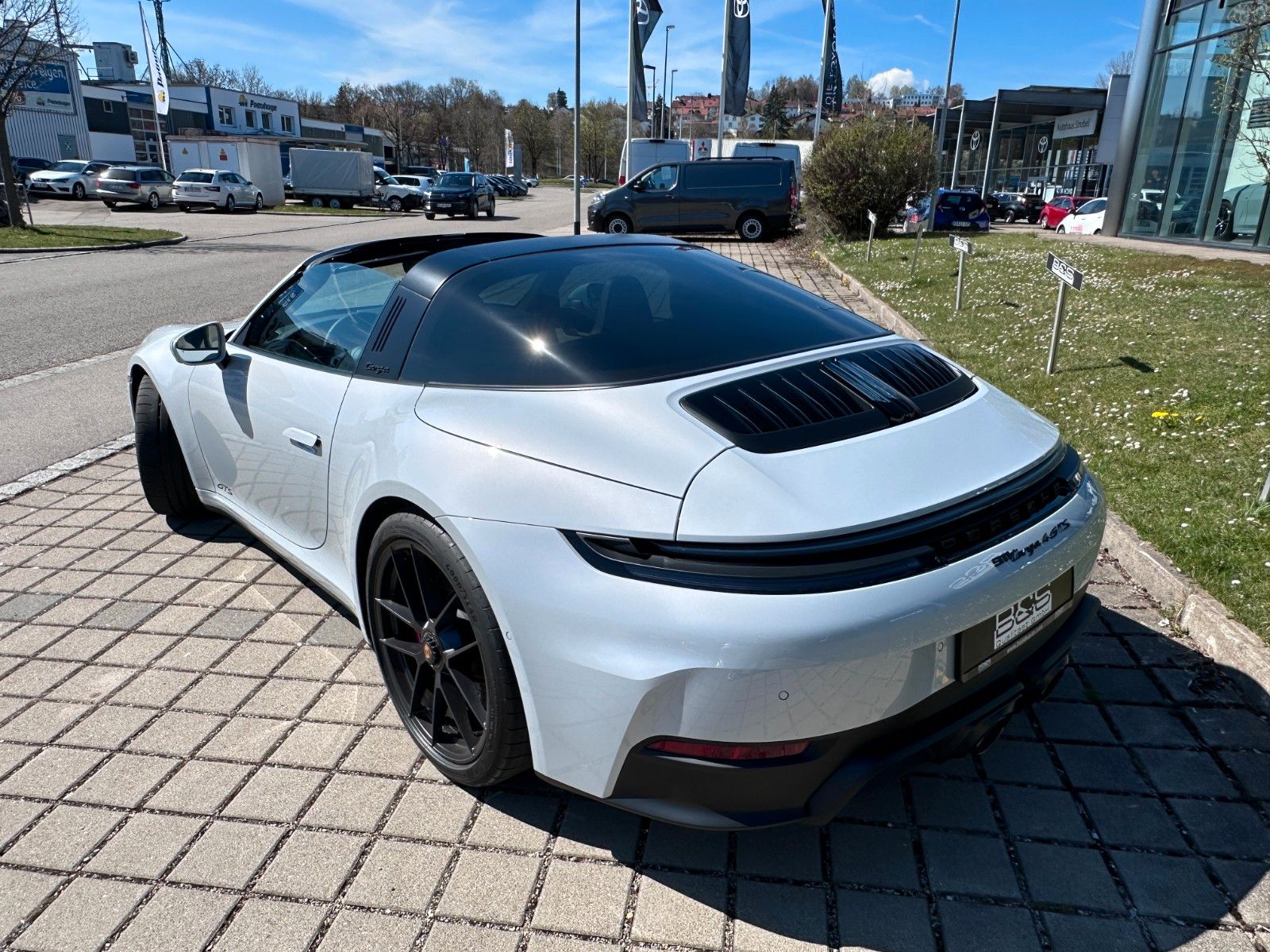 Fahrzeugabbildung Porsche 911 Targa 4 GTS T-Hyb,Bose,Lift,Sitzl.HD-Matrix