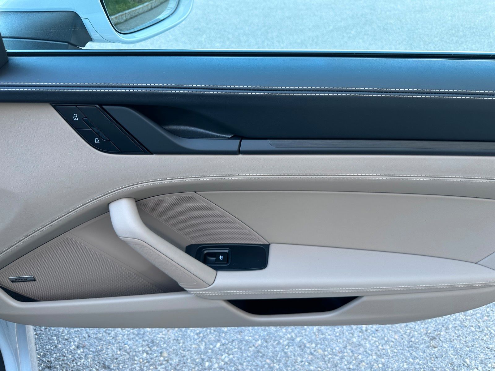 Fahrzeugabbildung Porsche 911 Targa 4 GTS T-Hyb,Bose,Lift,Sitzl.HD-Matrix