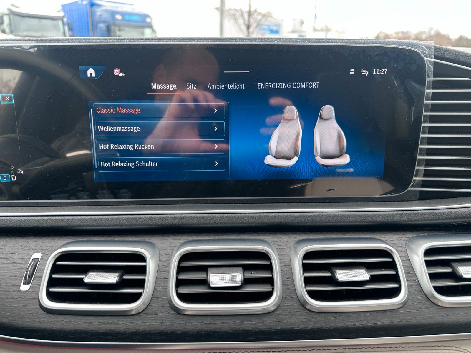 Fahrzeugabbildung Mercedes-Benz GLE 53 AMG 4Matic+ Coupe DISTR,LUFT,BURM,AHK,22"