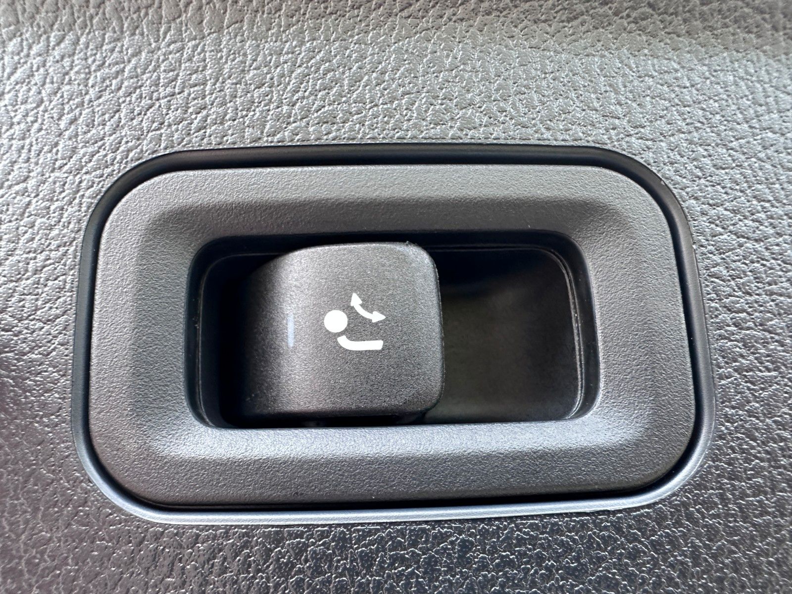 Fahrzeugabbildung Mercedes-Benz GLE 53 AMG 4Matic+ Coupe DISTR,LUFT,BURM,AHK,22"